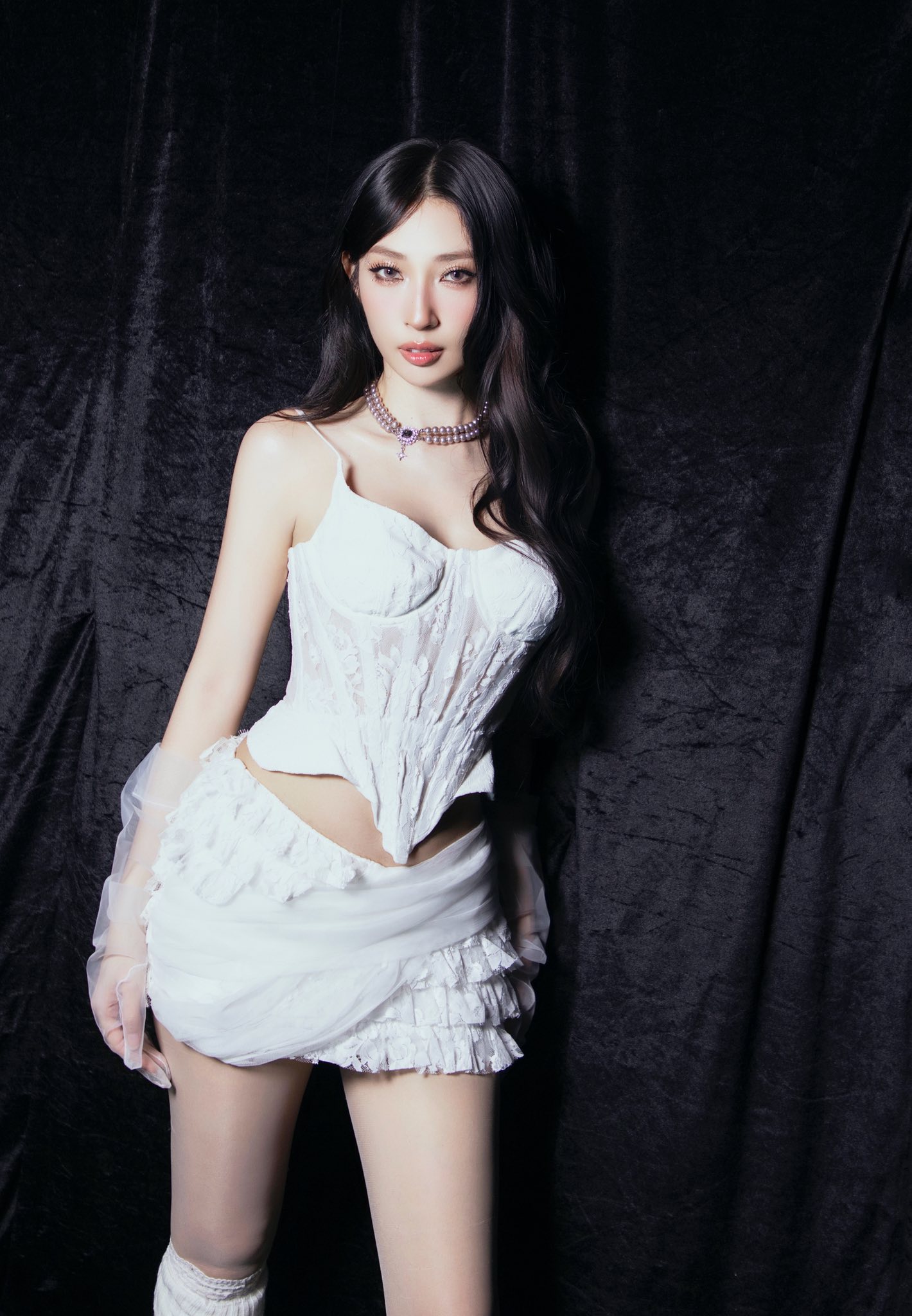 Khổng Tú Quỳnh làm rõ tin đồn tình cảm - Ảnh 3.