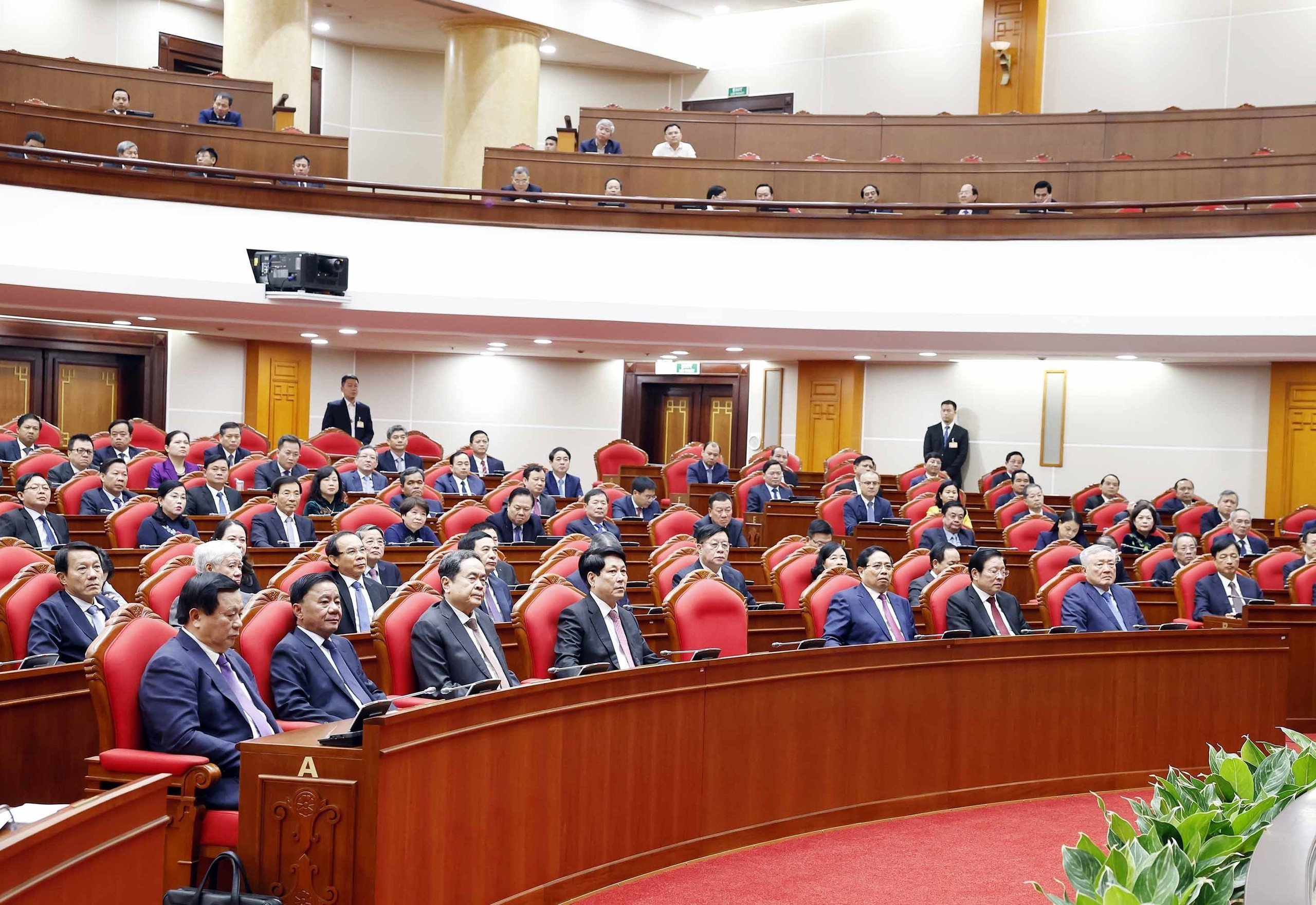 Thông qua Nghị quyết Hội nghị Trung ương 14 - Ảnh 2.