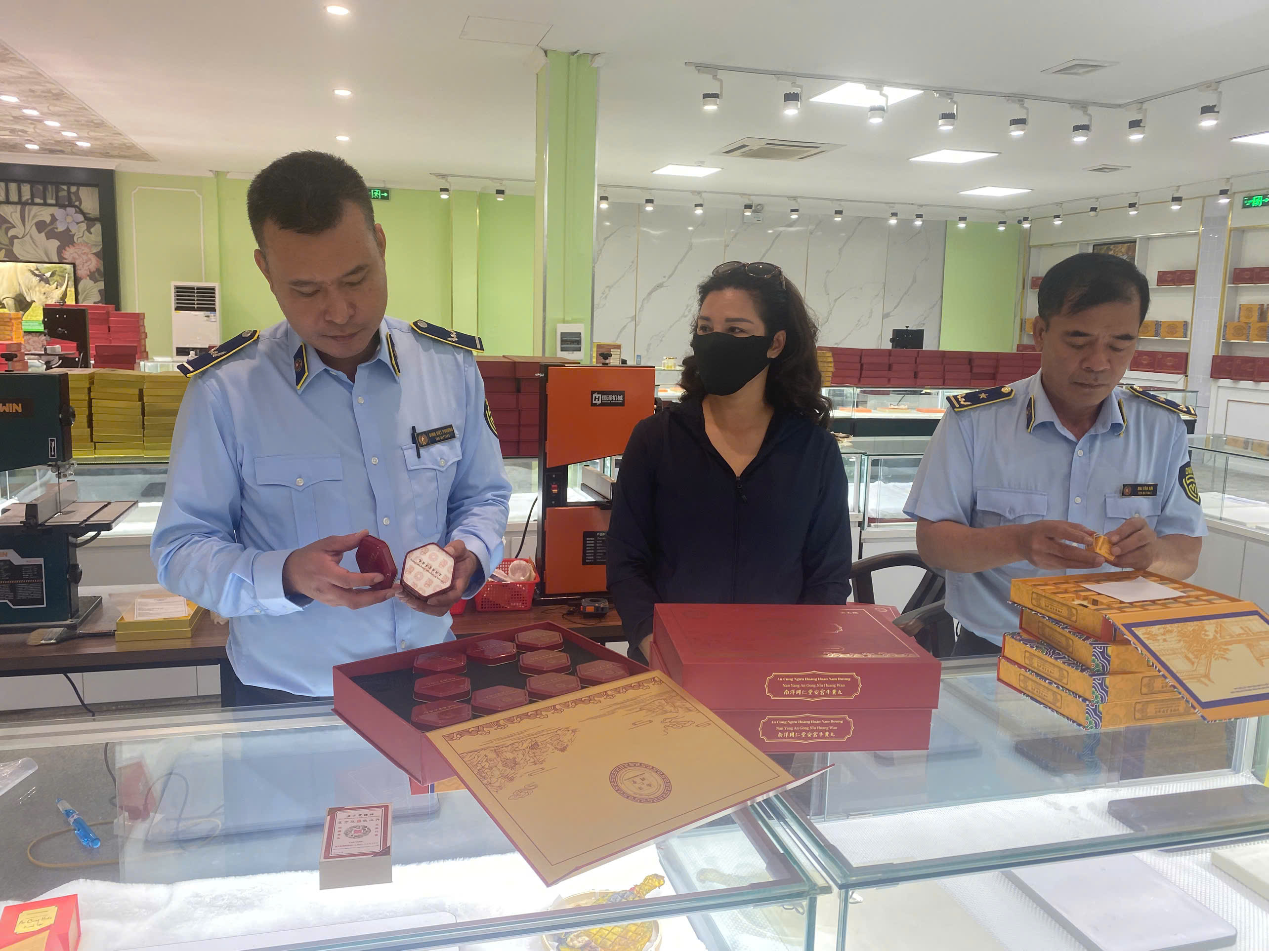 Phát hiện hàng nghìn viên an cung ngưu hoàng giả tại Quảng Ninh - Ảnh 1. Phát hiện hàng nghìn viên an cung ngưu hoàng giả tại Quảng Ninh - Ảnh 1.