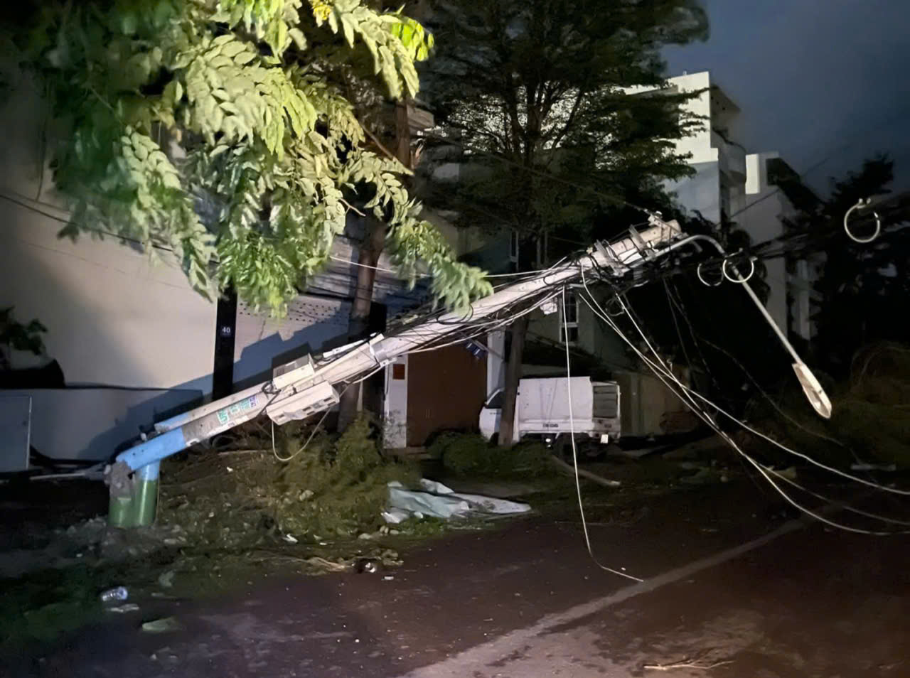 - Ảnh 3. - Ảnh 3.