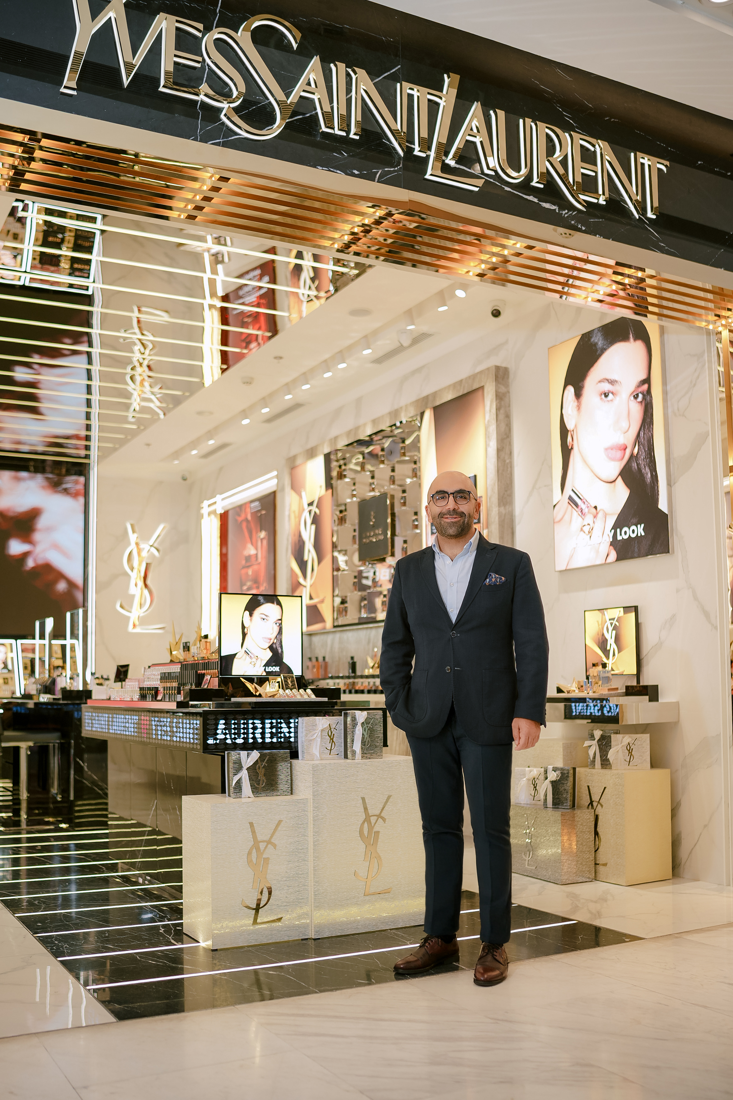 Để L'Oréal thúc đẩy sự chuyển mình của ngành làm đẹp Việt Nam- Ảnh 3. Để L'Oréal thúc đẩy sự chuyển mình của ngành làm đẹp Việt Nam- Ảnh 3.