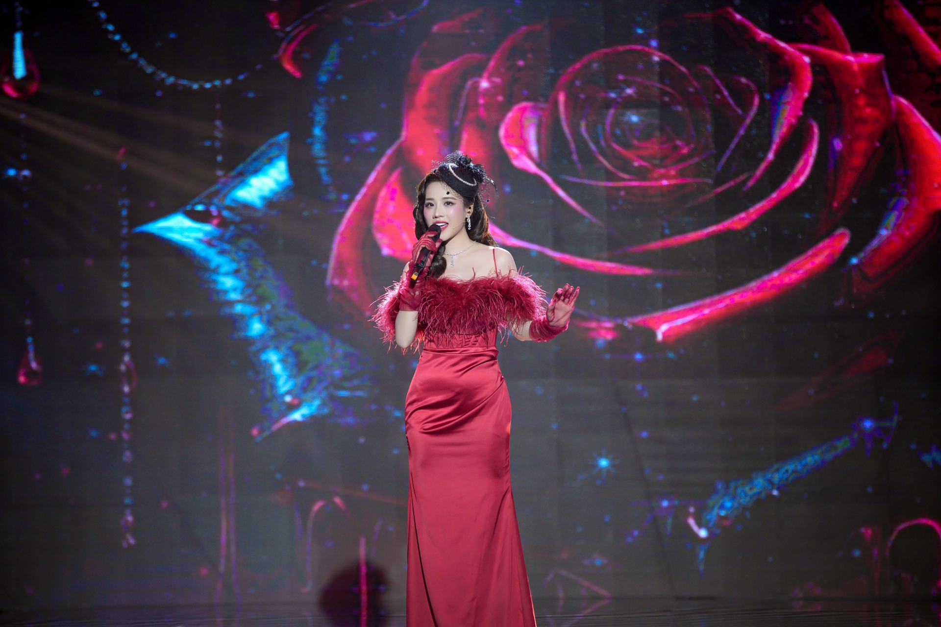 - Ảnh 1. - Ảnh 1.