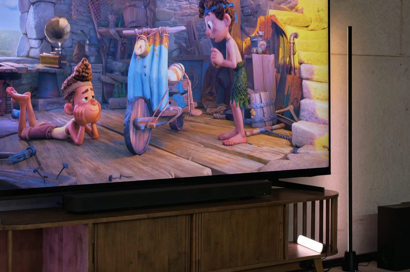 Signify và Tinh Tế giới thiệu giải pháp ánh sáng thông minh - Ảnh 2.