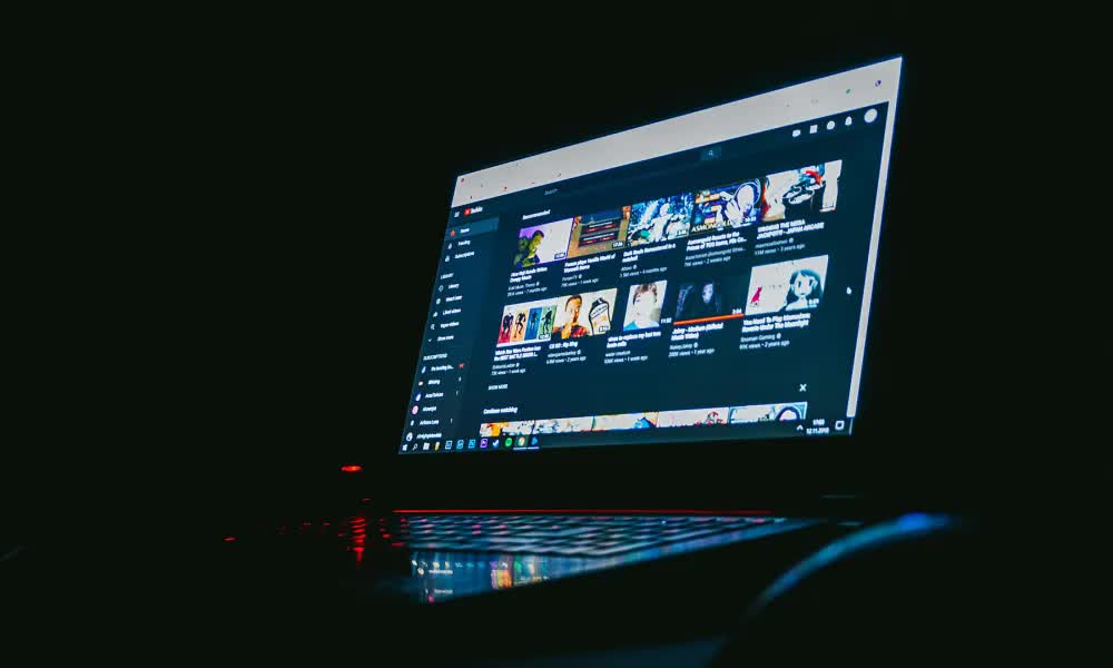 YouTube 'ra tay' gây lỗi trắng màn hình, người xem 'chùa' hoang mang - Ảnh 1.