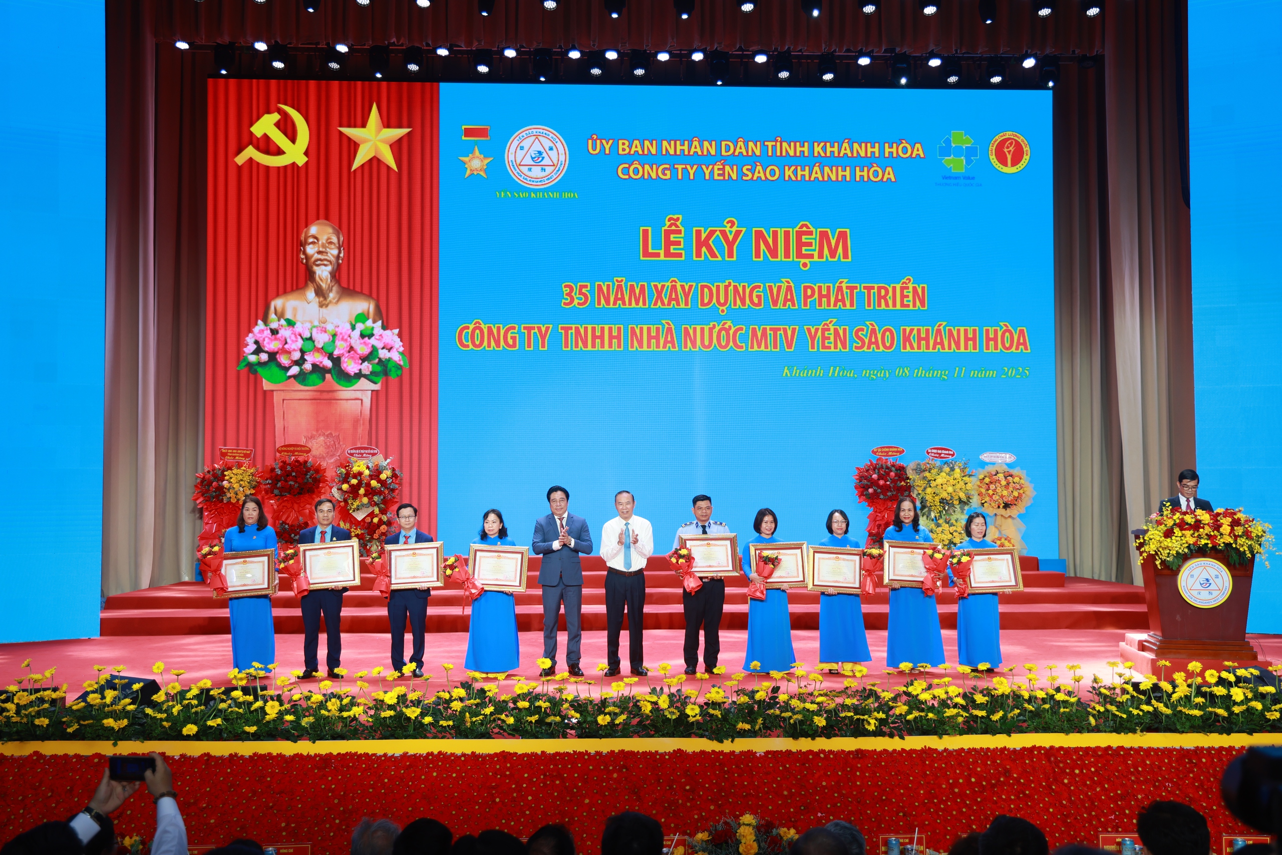 Yến sào Khánh Hòa: 35 năm vững bước cùng kinh tế biển Việt Nam- Ảnh 2.