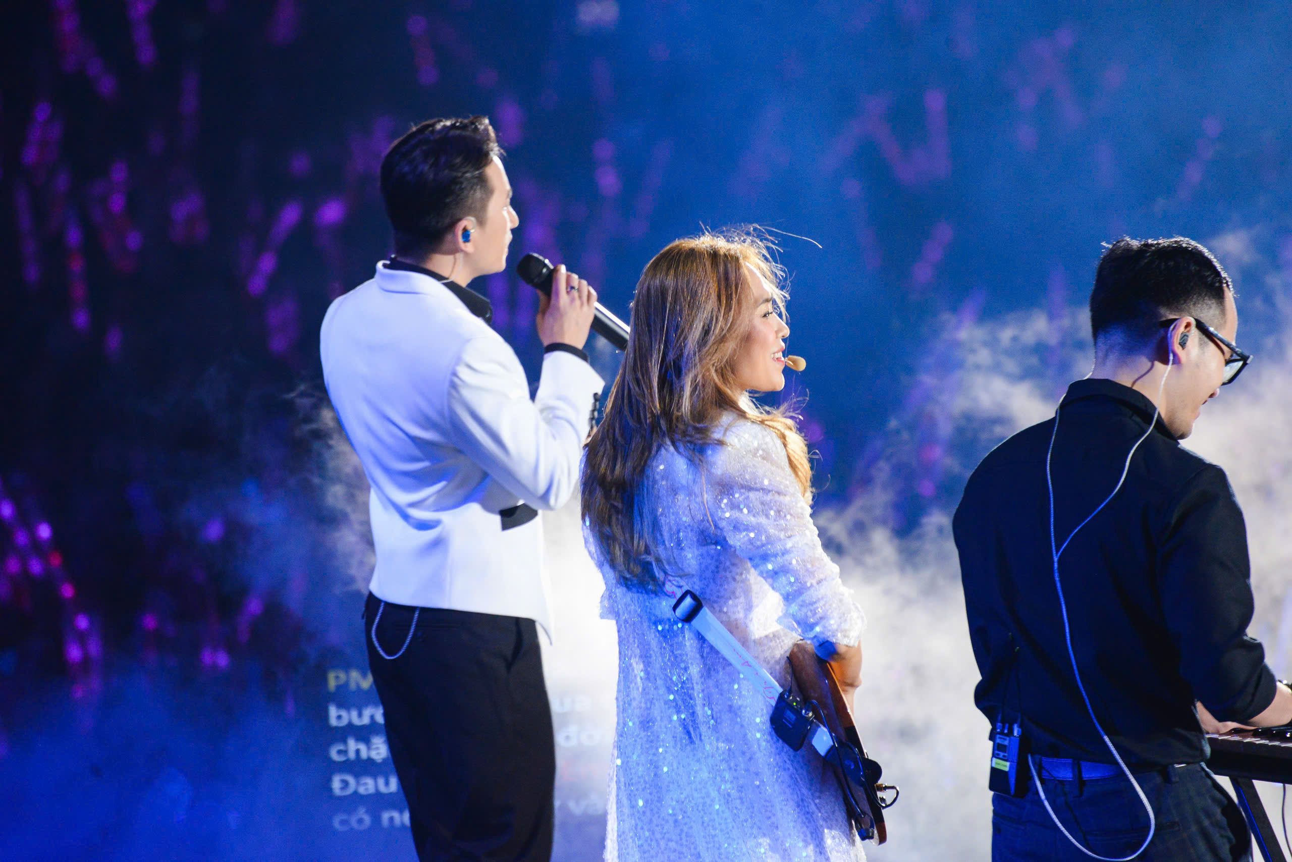 - Photo 10. - Ảnh 10.