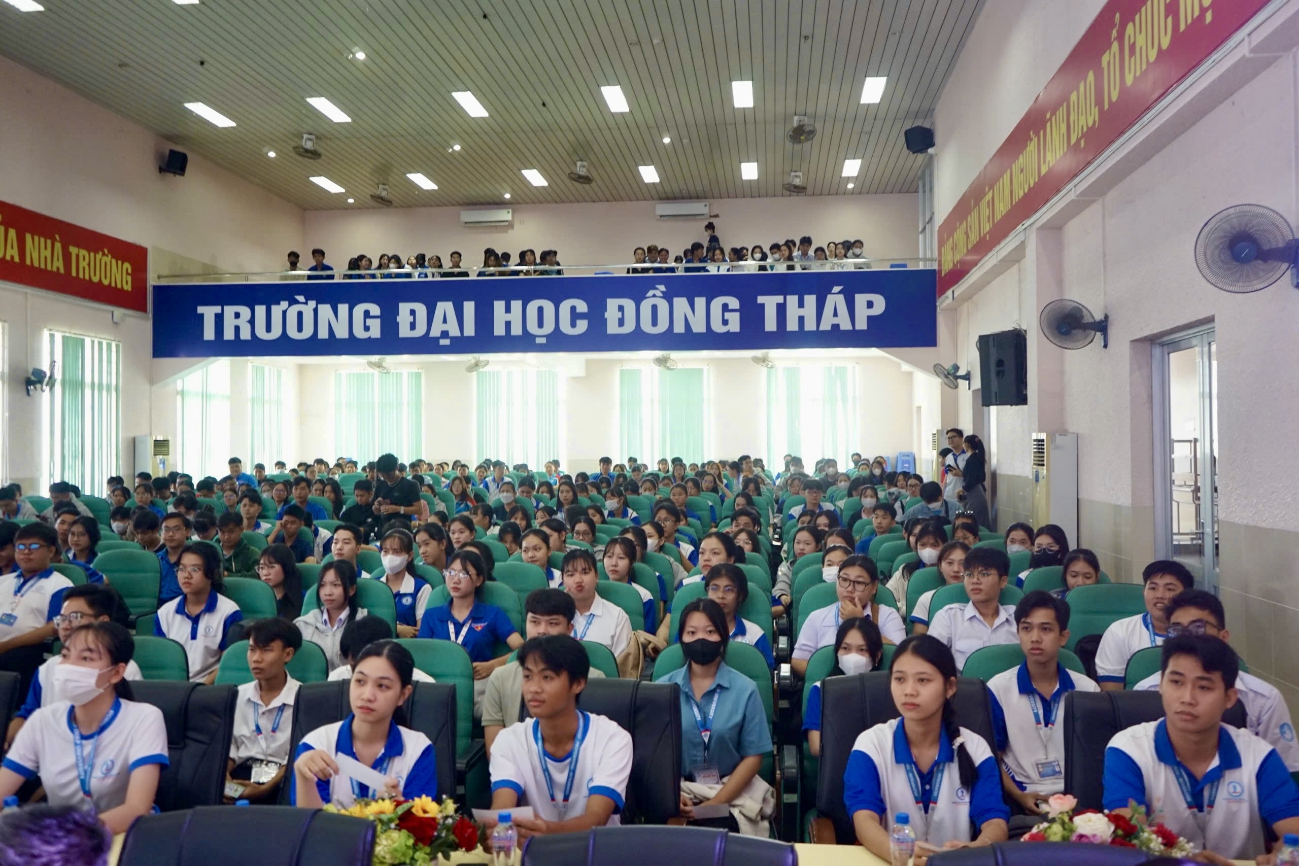 Chế độ ăn uống xanh cho sinh viên: Lời khuyên Từ chuyên gia tại đh Đồng Tháp - Ảnh 2.