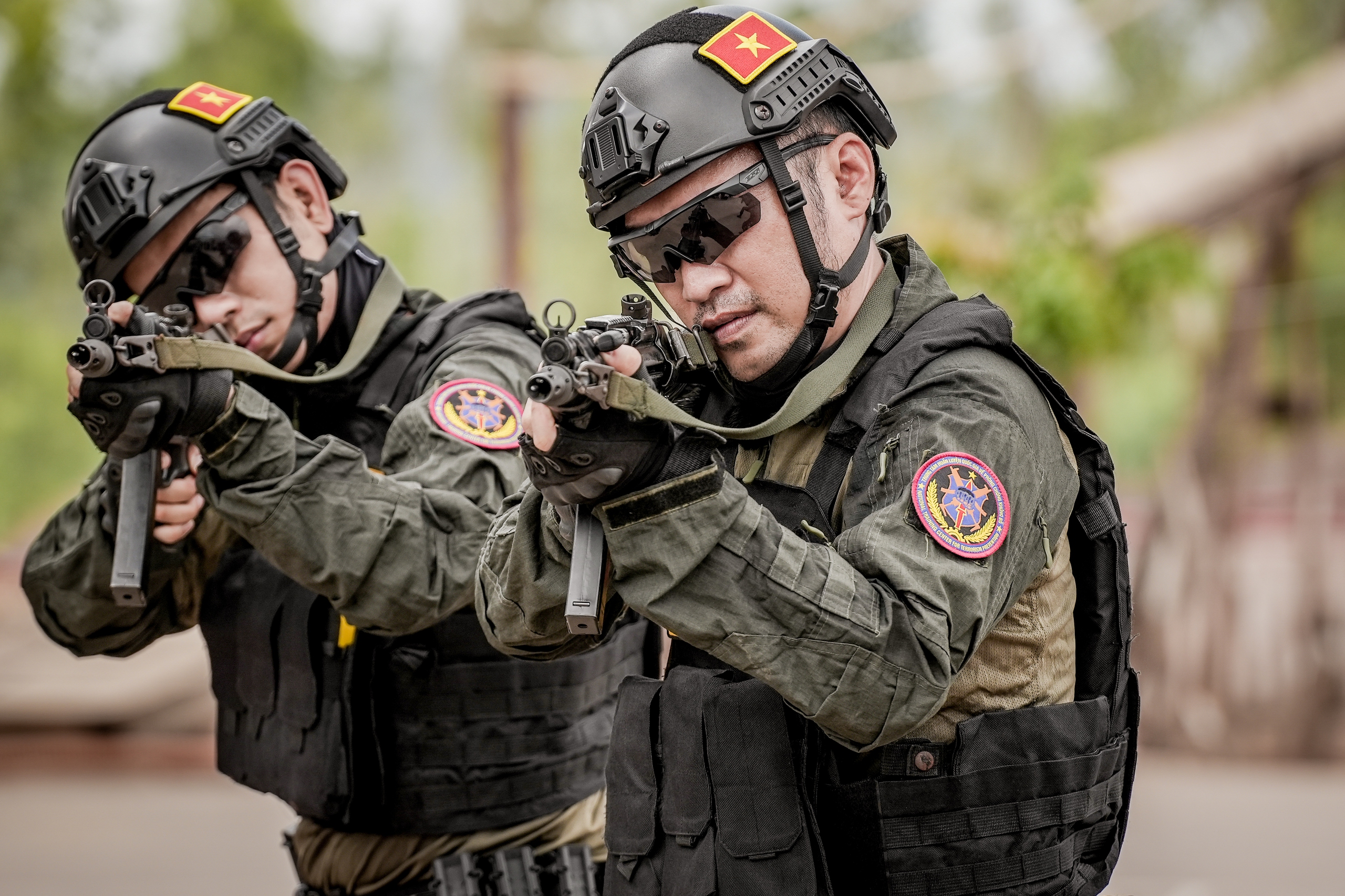 Tiến Luật nói áp lực trong show thực tế, tiết lộ 'nguyên tắc ngầm' với Thu Trang   - Ảnh 3.