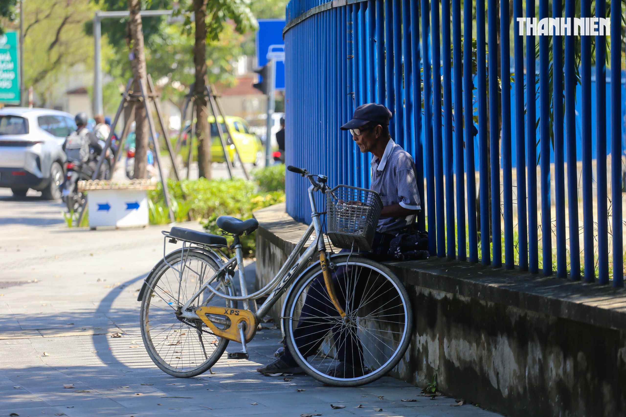 Huế sau lũ lịch sử: Nắng lên, lòng người phấn khởi - Ảnh 11.