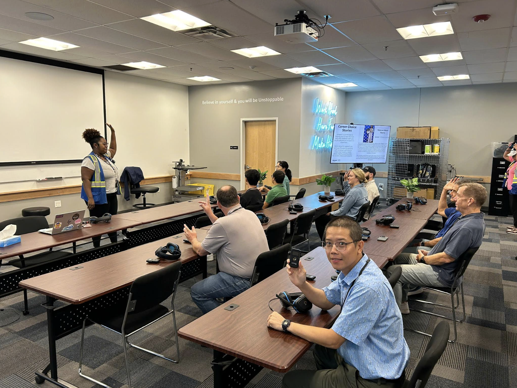 Trái tim của 'đế chế' Amazon: Người Việt ở Mỹ kể chuyện lần đầu bước vào bên trong- Ảnh 3. Trái tim của 'đế chế' Amazon: Người Việt ở Mỹ kể chuyện lần đầu bước vào bên trong- Ảnh 3.