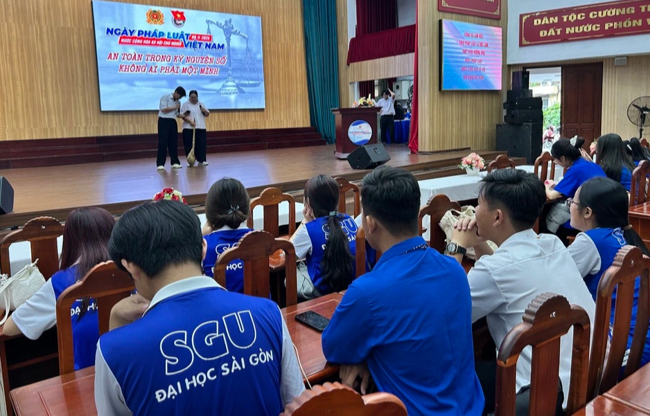 Một gia đ&igrave;nh ở TP.HCM &lsquo;tho&aacute;t&rsquo; bắt c&oacute;c online trong gang tấc nhờ điều n&agrave;y&hellip; - Ảnh 3.