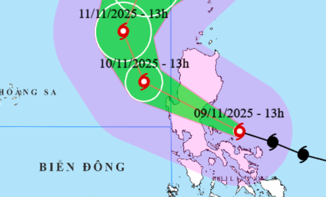 Siêu bão Fung wong đang hướng vào Biển Đông- Ảnh 1. Siêu bão Fung wong đang hướng vào Biển Đông- Ảnh 1.
