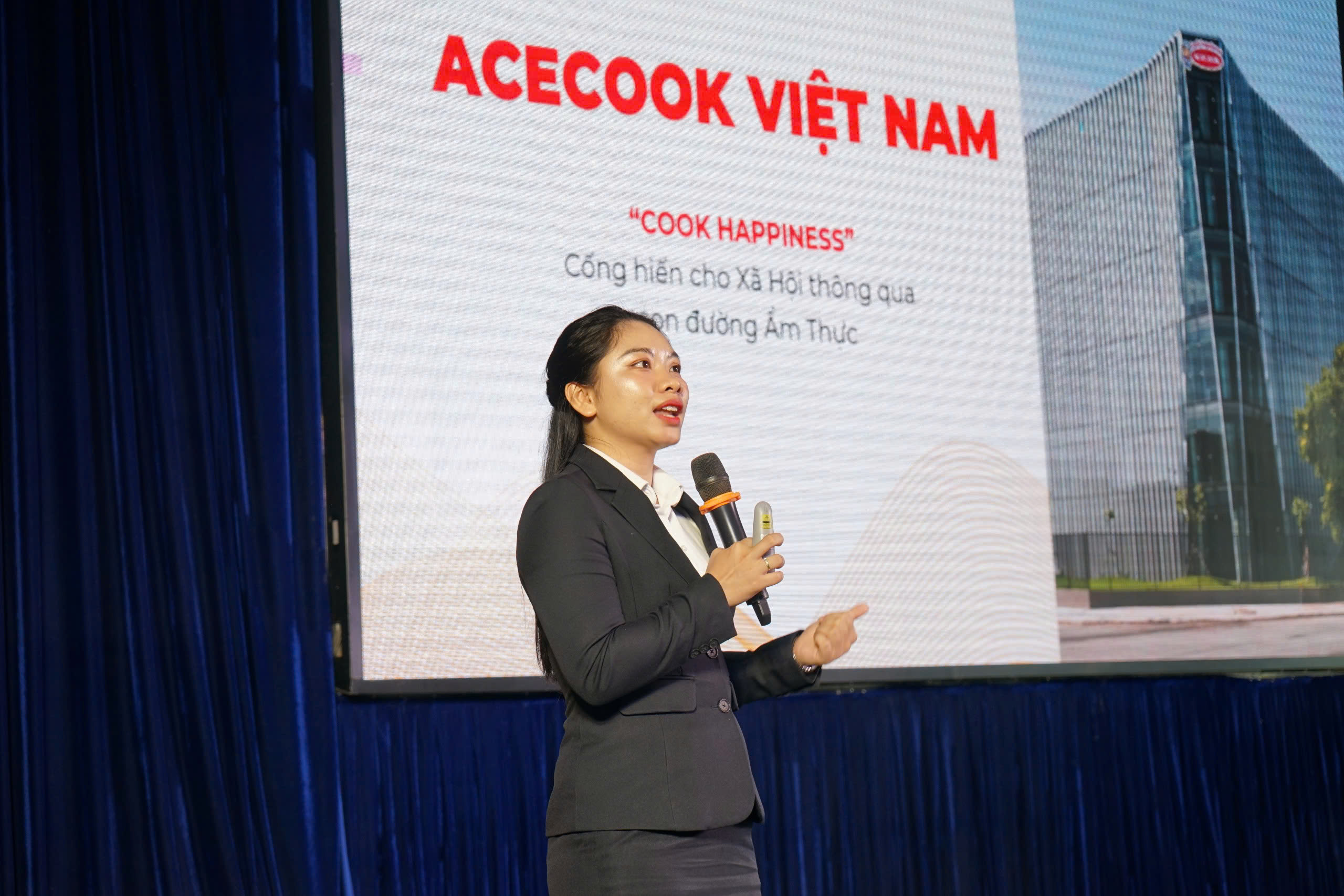 Sinh viên 'đất sen hồng' sống xanh sống khỏe: Ngủ sớm, giảm uống trà sữa, nước ngọt - Ảnh 8.