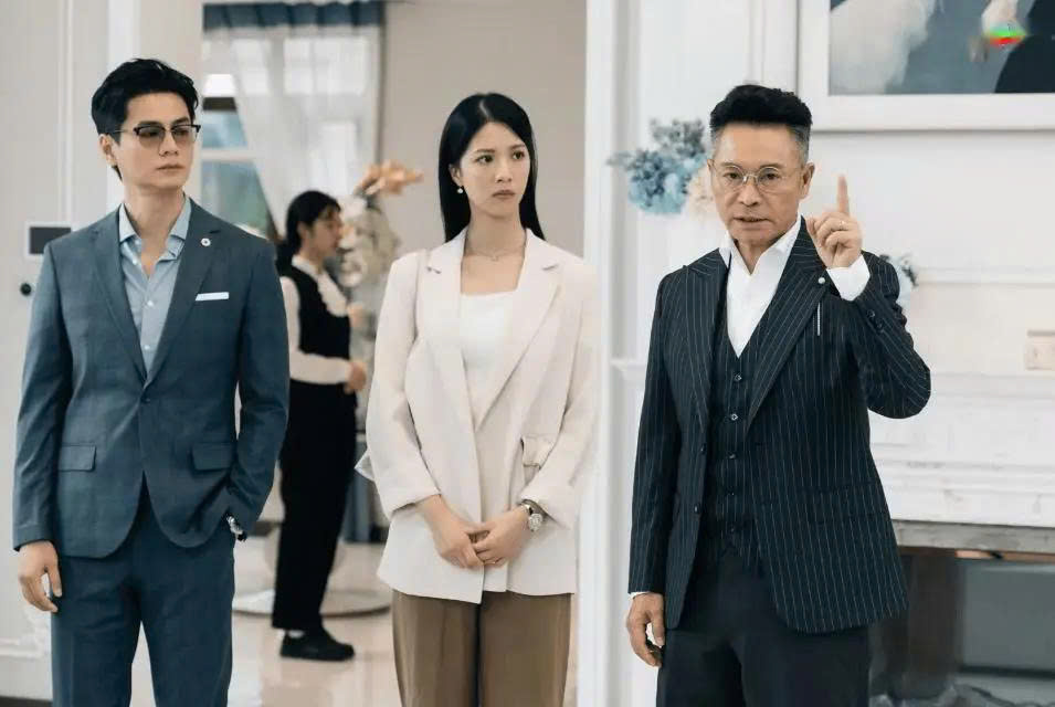 Quách Tấn An rời TVB sau hàng chục năm gắn bó - Ảnh 2.