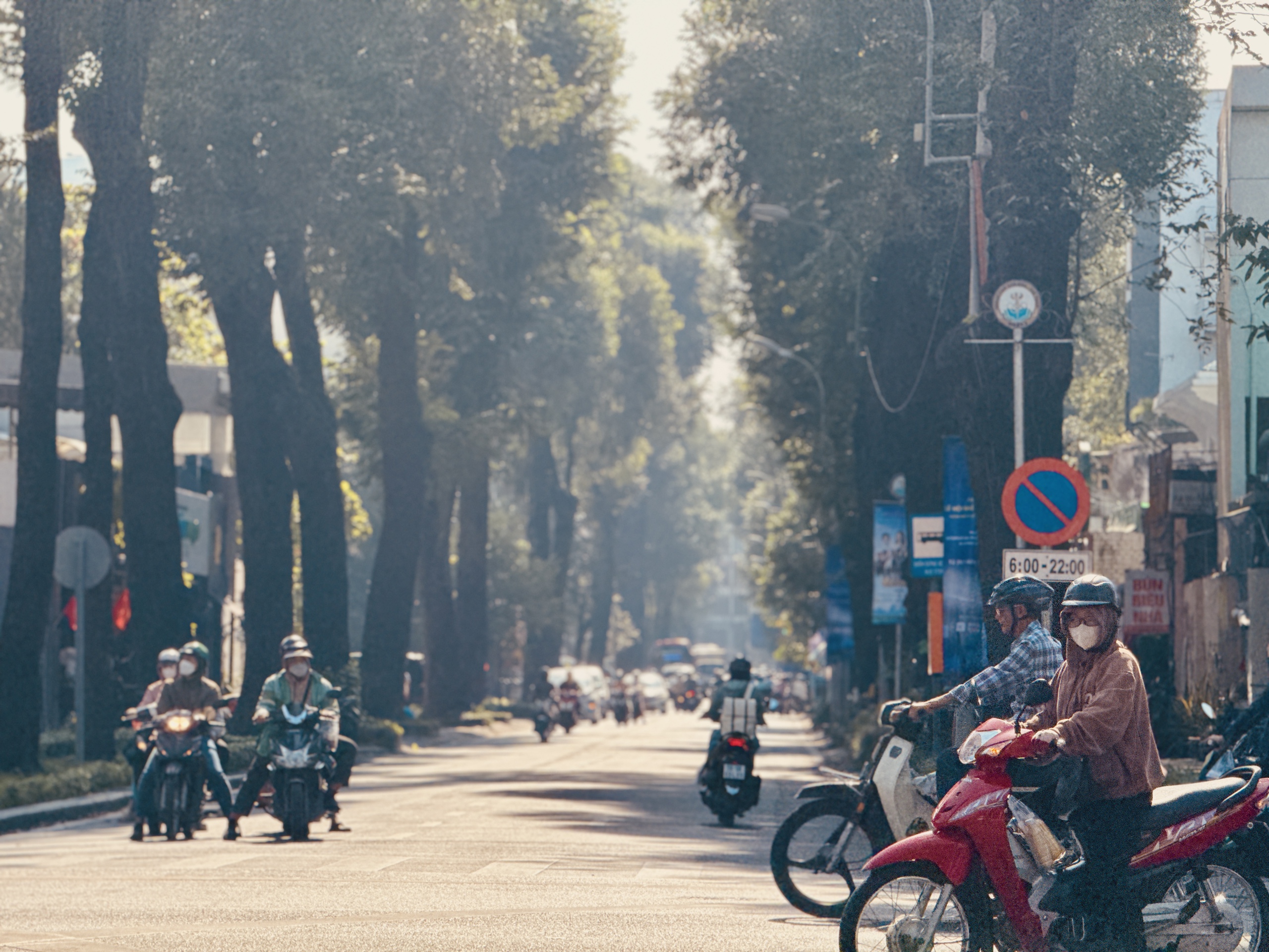 Vì sao thời tiết TP.HCM nắng nóng trở lại? - Ảnh 2.