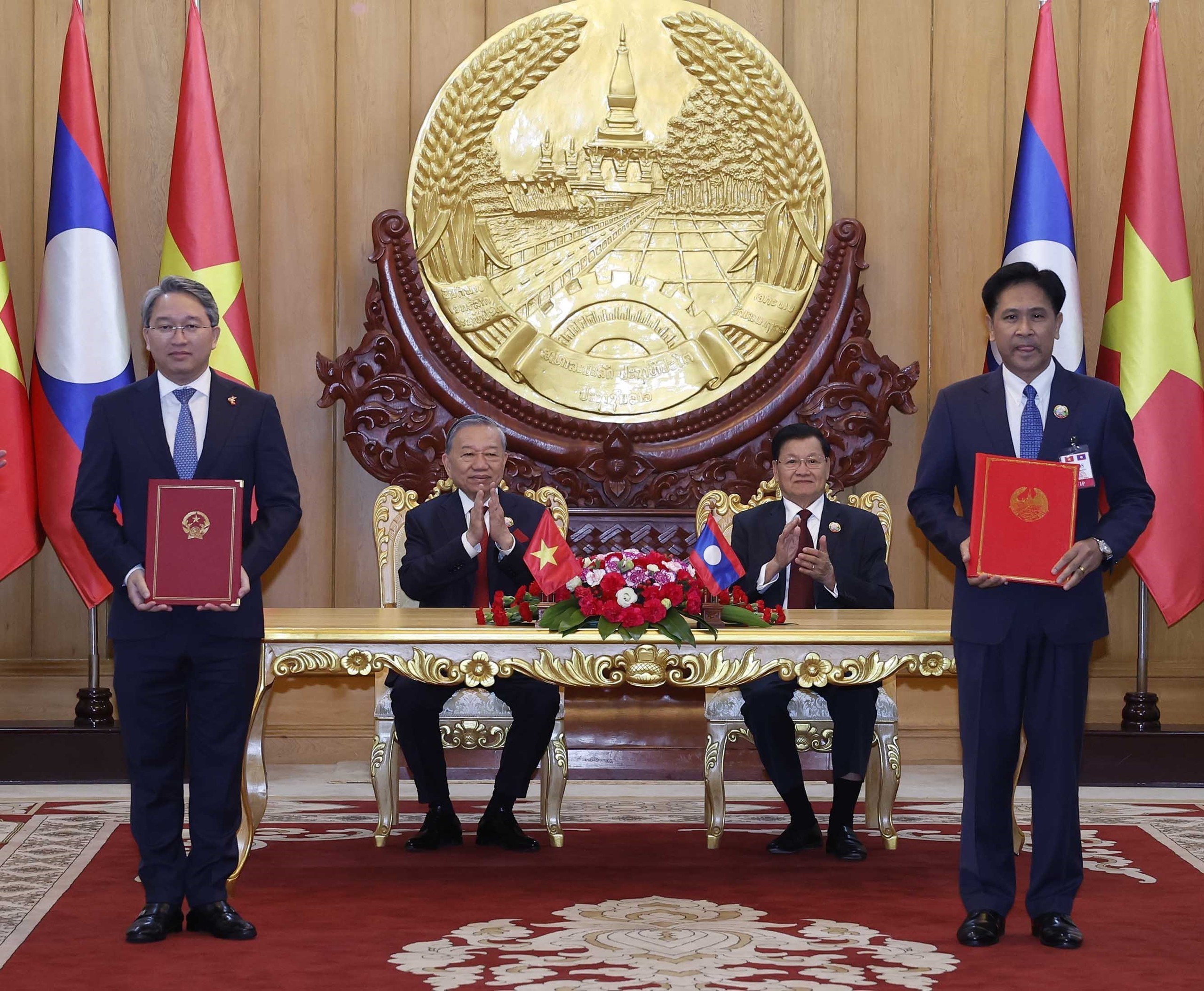 Bổ sung nội hàm 'gắn kết chiến lược' trong quan hệ Việt Nam - Lào - Ảnh 2.