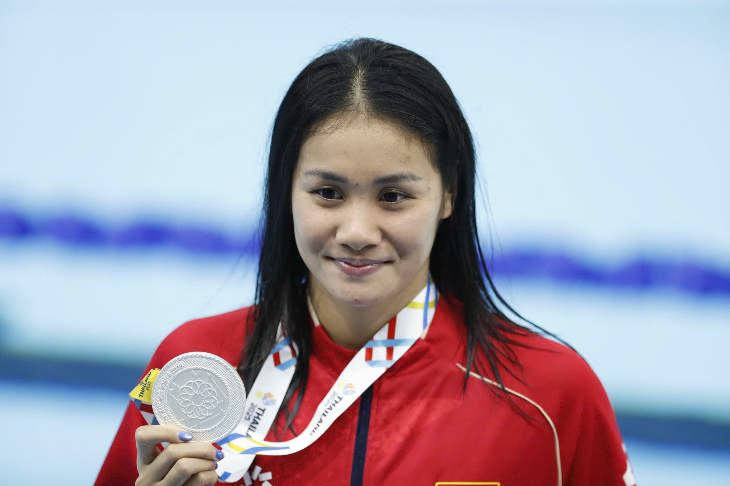 Trần Hưng Nguyên siêu đẳng cấp, em trai Ánh Viên xứng đáng anh hào còn Mỹ Tiên gây bất ngờ lớn- Ảnh 2. Trần Hưng Nguyên siêu đẳng cấp, em trai Ánh Viên xứng đáng anh hào còn Mỹ Tiên gây bất ngờ lớn- Ảnh 2.