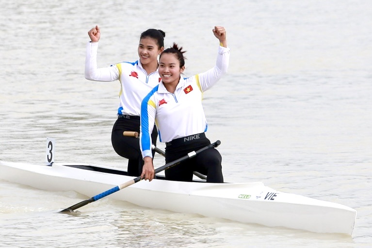 Xuất sắc giành HCV SEA Games 33, 'song’ Hương canoeing được thưởng thế nào?- Ảnh 1.