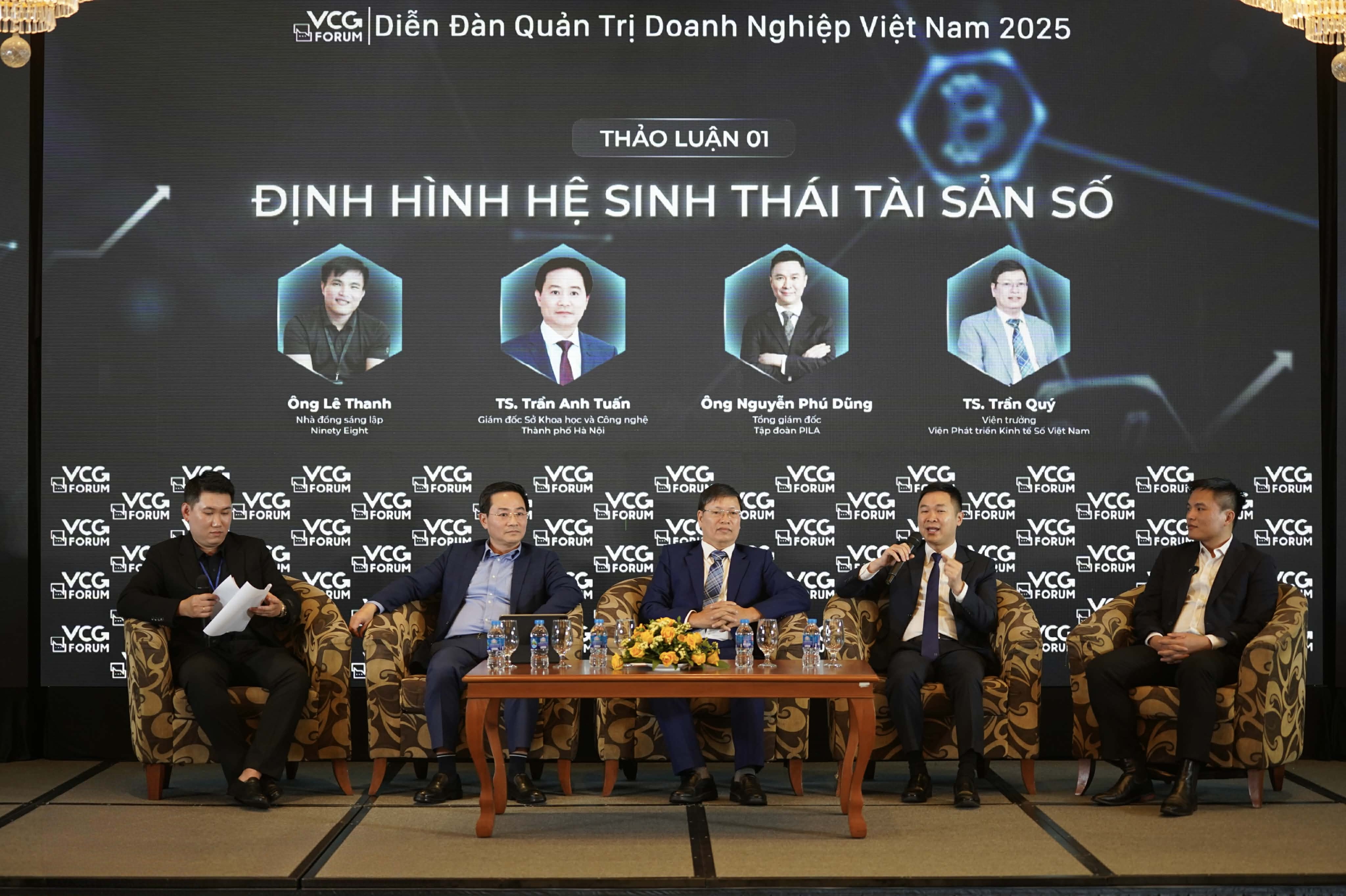 Hà Nội sắp mở Sàn giao dịch công nghệ - bệ phóng cho 'kinh tế niềm tin' - Ảnh 1. Hà Nội sắp khai trương Sàn giao dịch công nghệ: bệ phóng cho 'kinh tế niềm tin' - Ảnh 1.