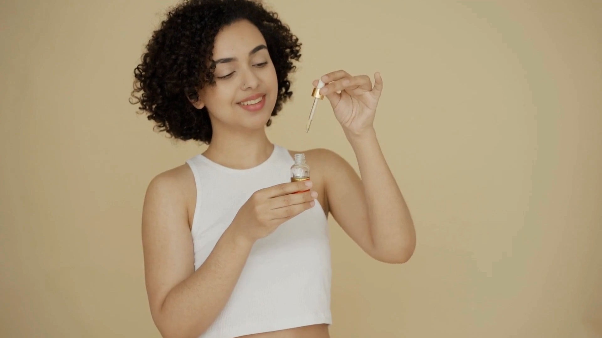 Bật mí bí quyết giúp da đẹp từ bộ đôi vitamin C và collagen - Ảnh 1. Bật mí bí quyết giúp da đẹp từ bộ đôi vitamin C và collagen - Ảnh 1.