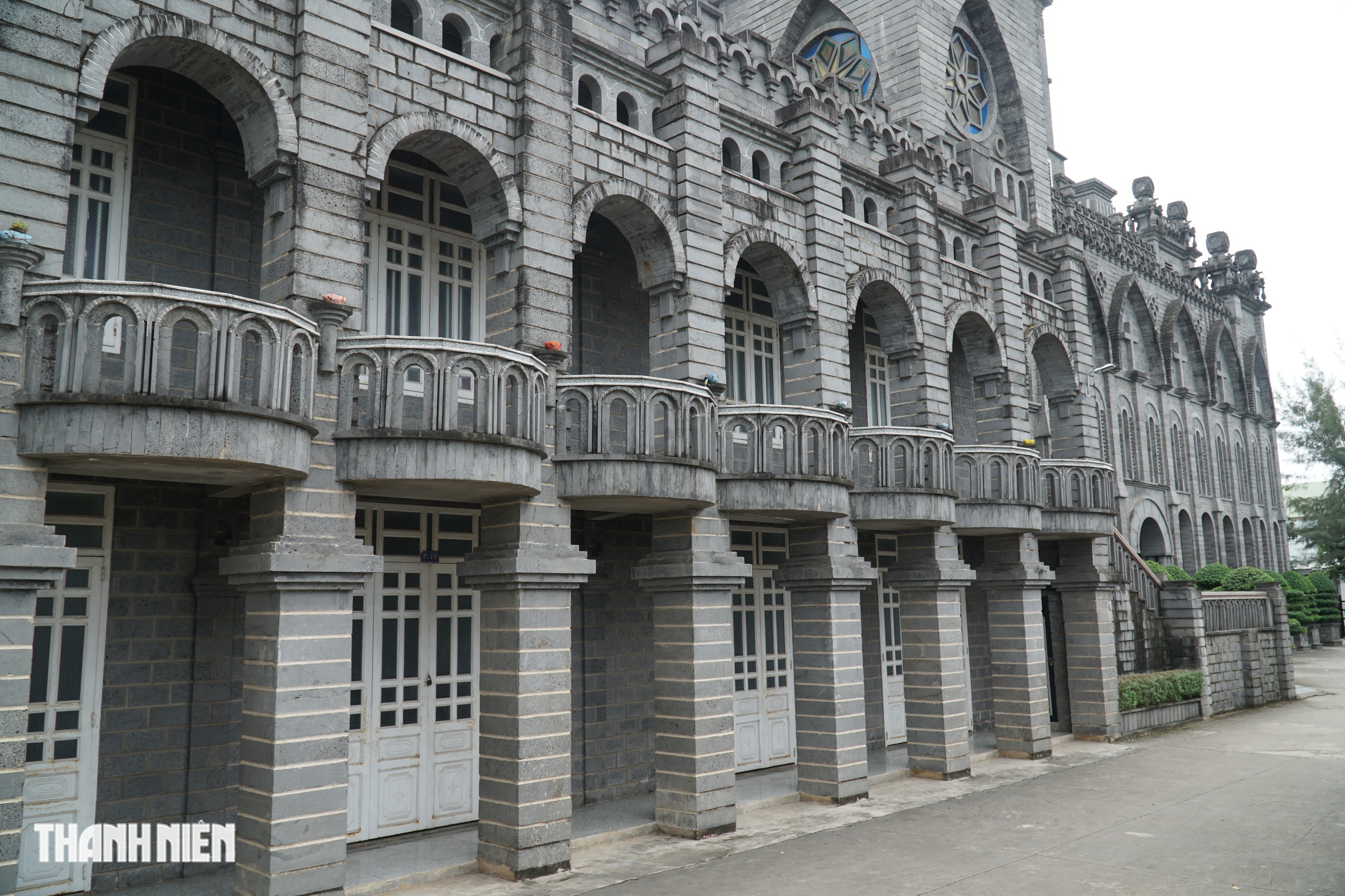 Nh&agrave; thờ duy nhất ở Đồng Nai được x&acirc;y ho&agrave;n to&agrave;n bằng đ&aacute; magma- Ảnh 2.