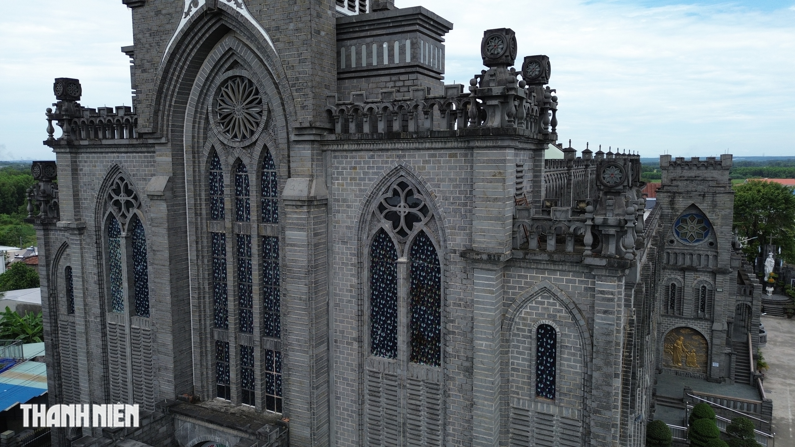 Nh&agrave; thờ duy nhất ở Đồng Nai được x&acirc;y ho&agrave;n to&agrave;n bằng đ&aacute; magma- Ảnh 3.