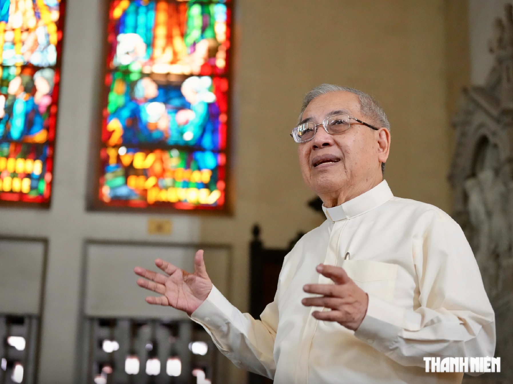 Nhà thờ Đức Bà Sài Gòn khi nào mới trùng tu xong? - Ảnh 3.