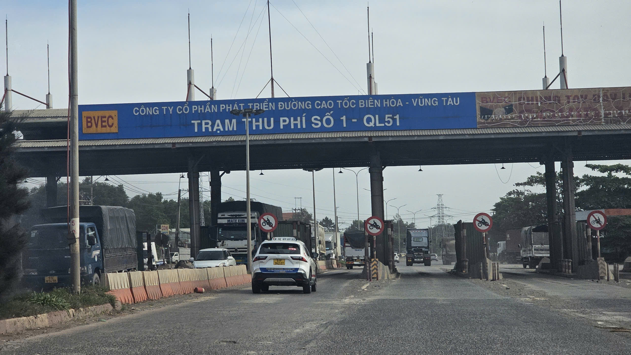 Ngân hàng đồng ý mới tháo dỡ trạm thu phí quốc lộ 51?- Ảnh 3.