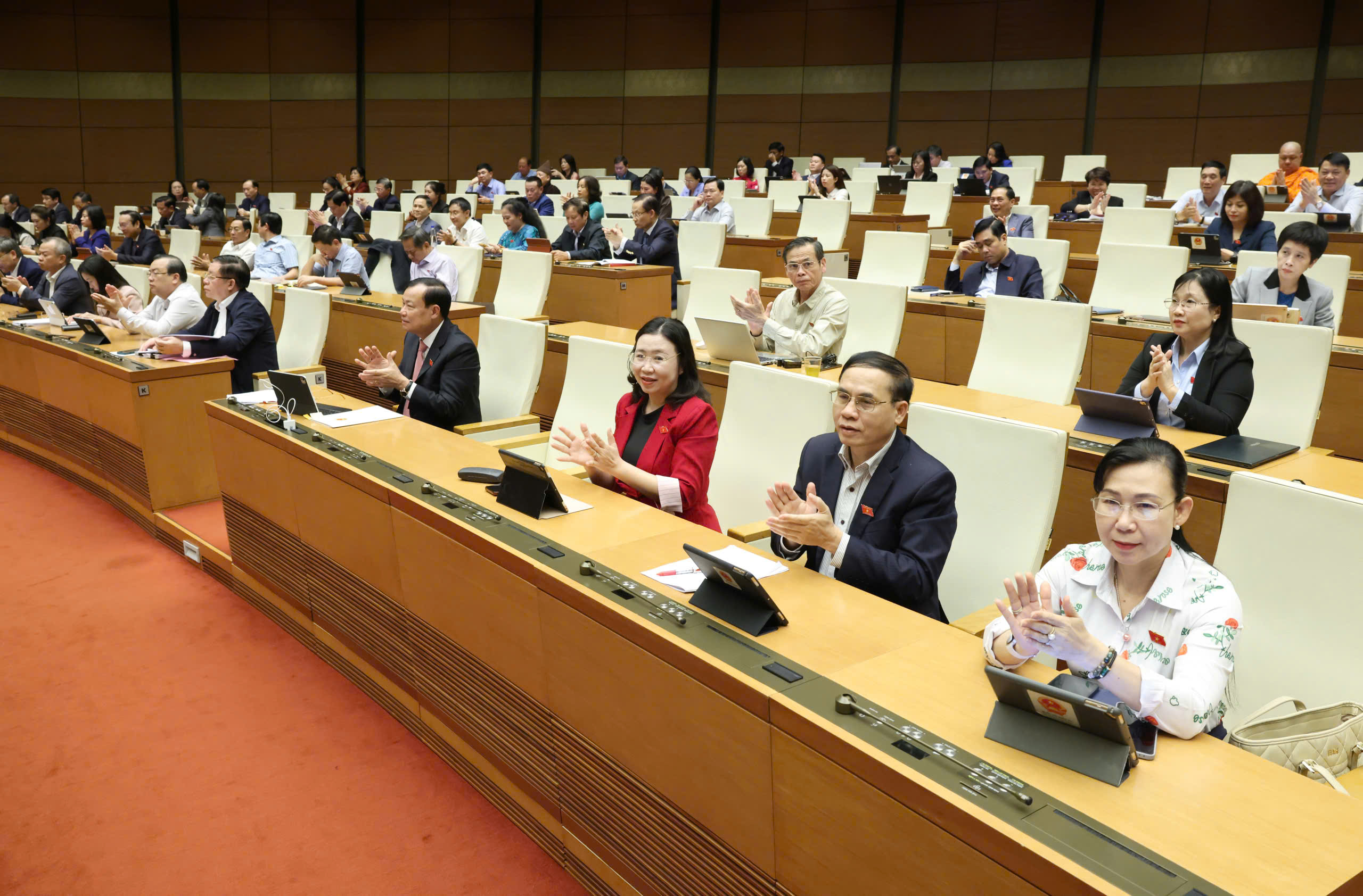 Quốc hội 'chốt' tầm nhìn 2050, Việt Nam sẽ là quốc gia hùng cường- Ảnh 1. Quốc hội 'chốt' tầm nhìn 2050, Việt Nam sẽ là quốc gia hùng cường- Ảnh 1.