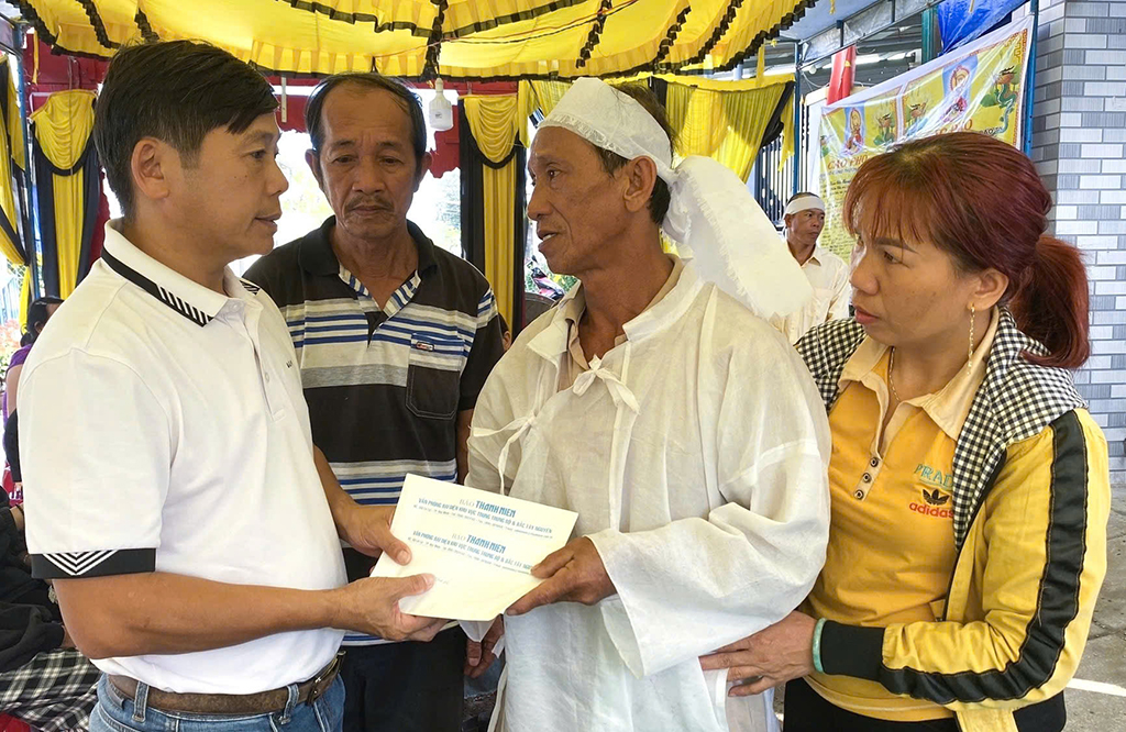 Những phận đời gian khó miền Trung và hành trình vượt khó vươn lên - Ảnh 7. Những phận đời gian khó miền Trung và hành trình vượt khó vươn lên - Ảnh 7.