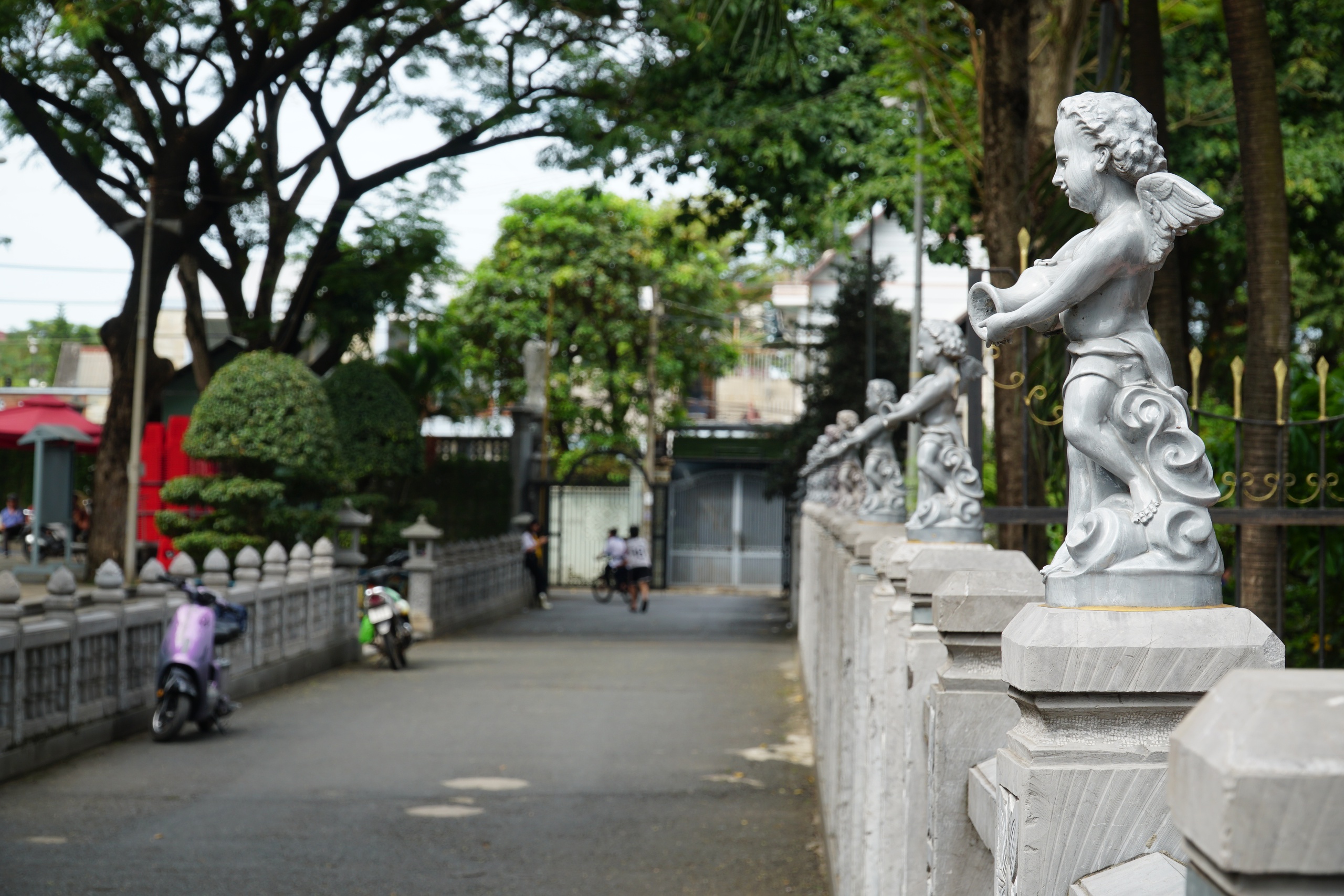 Nh&agrave; thờ kiến tr&uacute;c &Aacute; Đ&ocirc;ng ở Đồng Nai với bảo th&aacute;p 9 tầng độc đ&aacute;o- Ảnh 11.