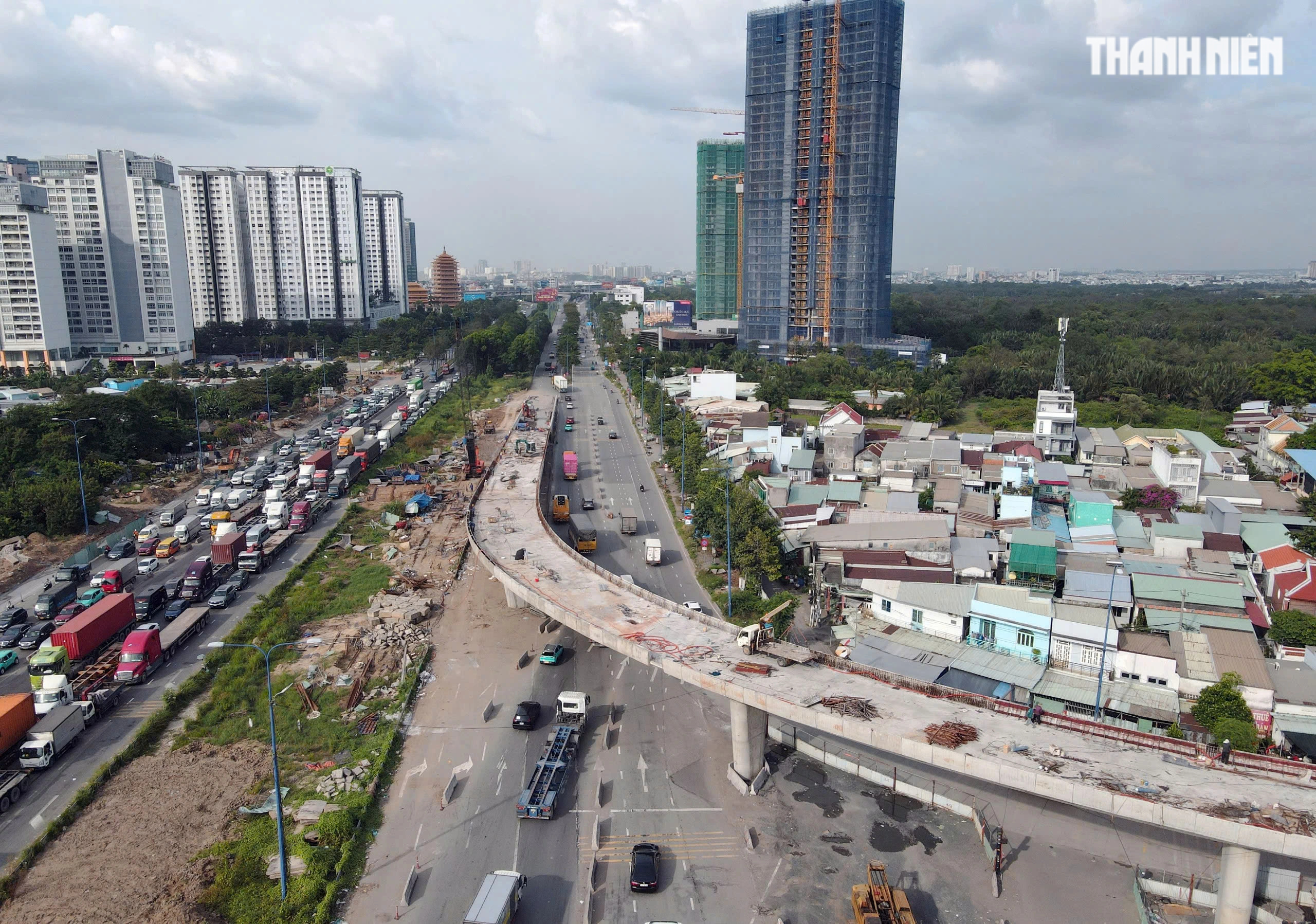 ພາບໃກ້ໆຂອງຈຸດປ່ຽນລົດໄຟທີ່ທັນສະໄໝທີ່ສຸດຂອງນະຄອນໂຮ່ຈິມິນ, ຄາດວ່າຈະສຳເລັດໃນປີ 2026 - ຮູບທີ 3.