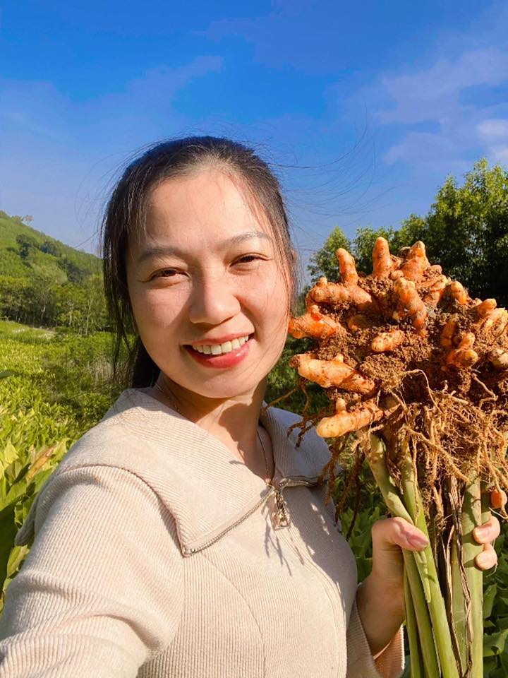 Cùng sống xanh số 137: 22 tuổi, bỏ 120 triệu mua giống nghệ nếp đỏ - Ảnh 1.