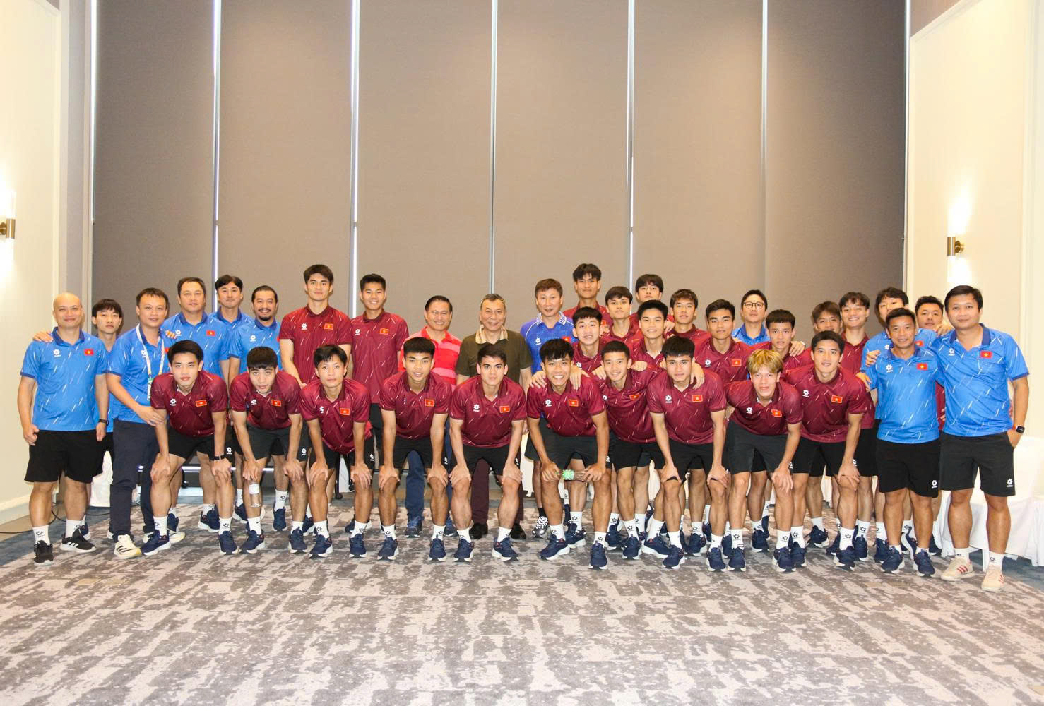 Chủ tịch VFF Trần Quốc Tuấn khen ngợi U.23 Việt Nam, luật bán kết có gì lạ?- Ảnh 1.