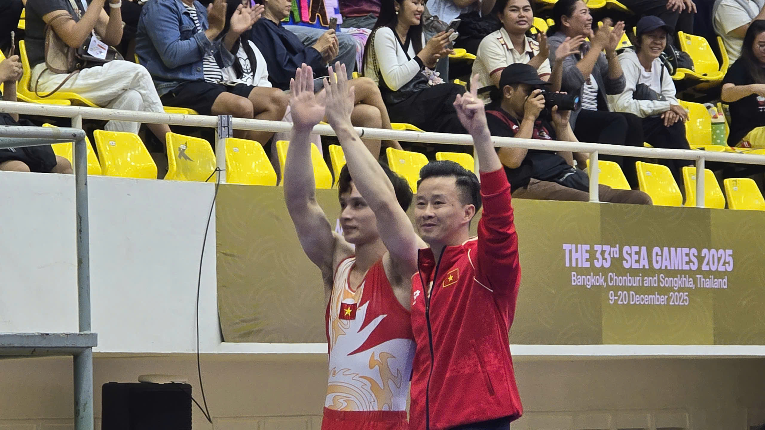 Đinh Phương Thành vẫn muốn ‘chinh chiến’ ở SEA Games 34, chinh phục tấm HCV thứ 15!- Ảnh 3. Đinh Phương Thành vẫn muốn ‘chinh chiến’ ở SEA Games 34, chinh phục tấm HCV thứ 15!- Ảnh 3.