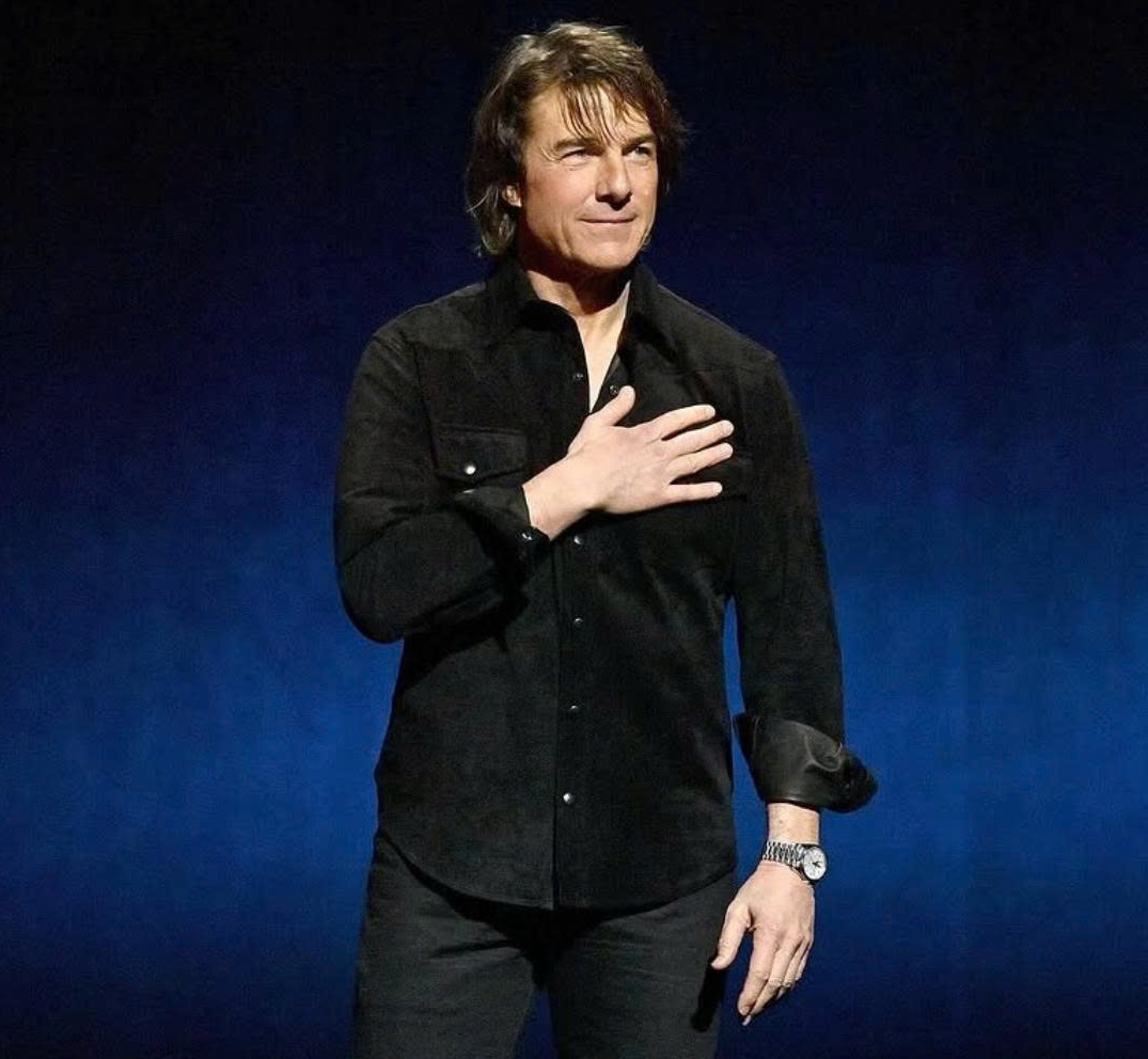 Tom Cruise từ chối nhận giúp đỡ từ Donald Trump để quay phim ngoài không gian - Ảnh 1.