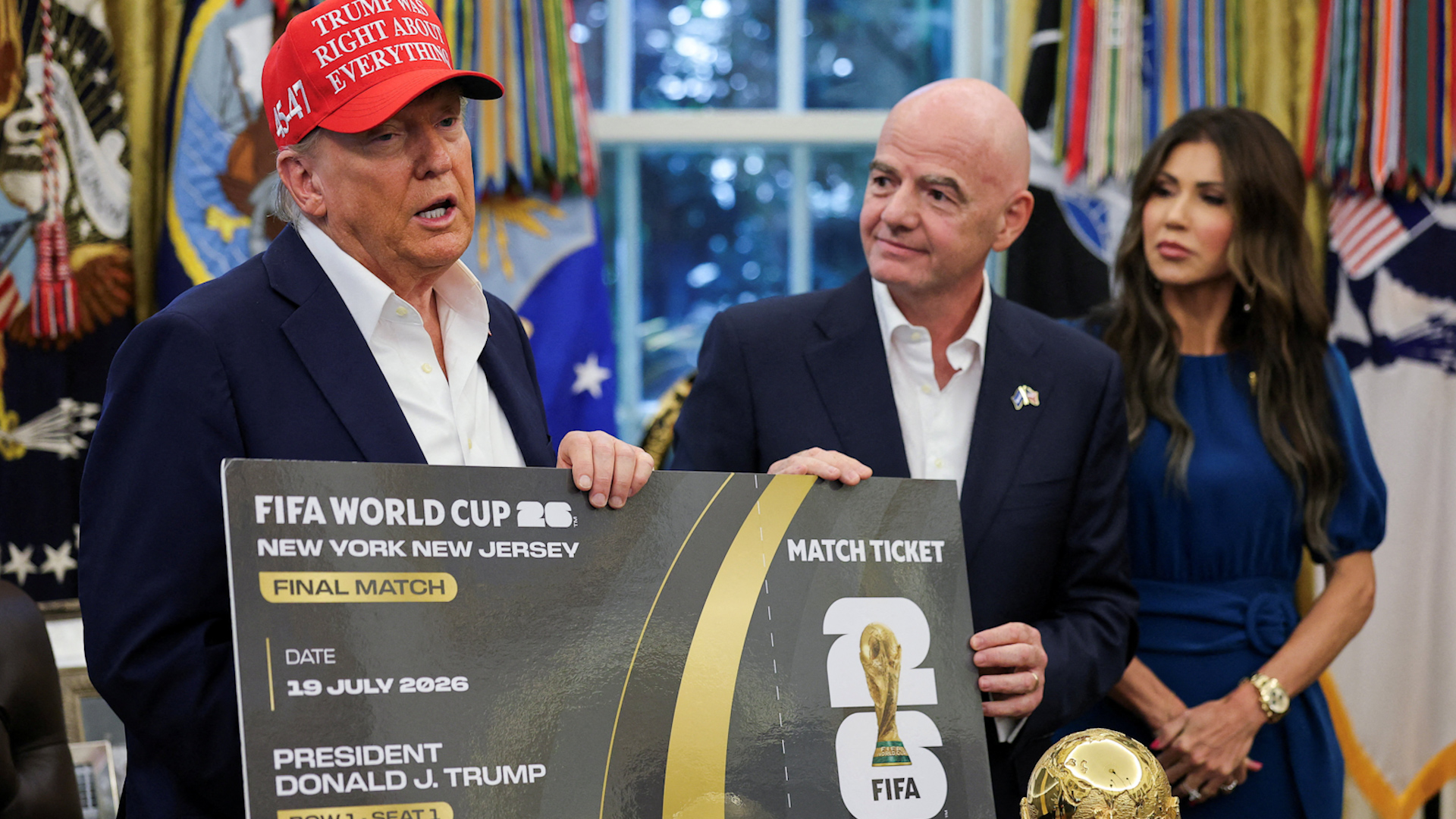 Fan bóng đá kêu gọi FIFA ngừng bán vé World Cup với giá ‘cắt cổ’ - Ảnh 1.