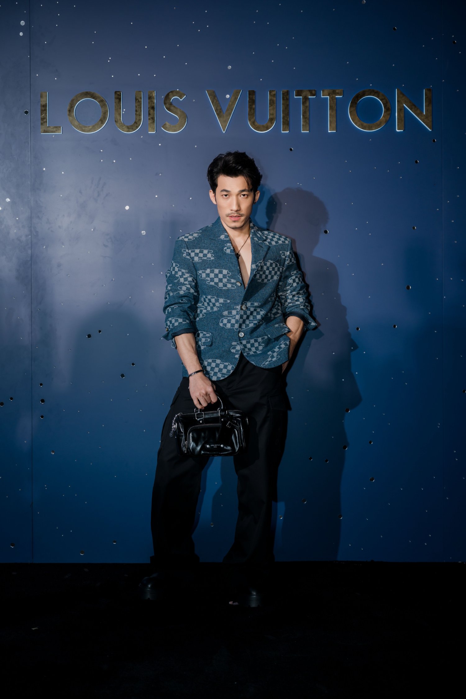 Mỹ nam 'Mưa đỏ' Steven Nguyễn đọ sắc dàn nam thần Isaac, HIEUTHUHAI - Ảnh 2.