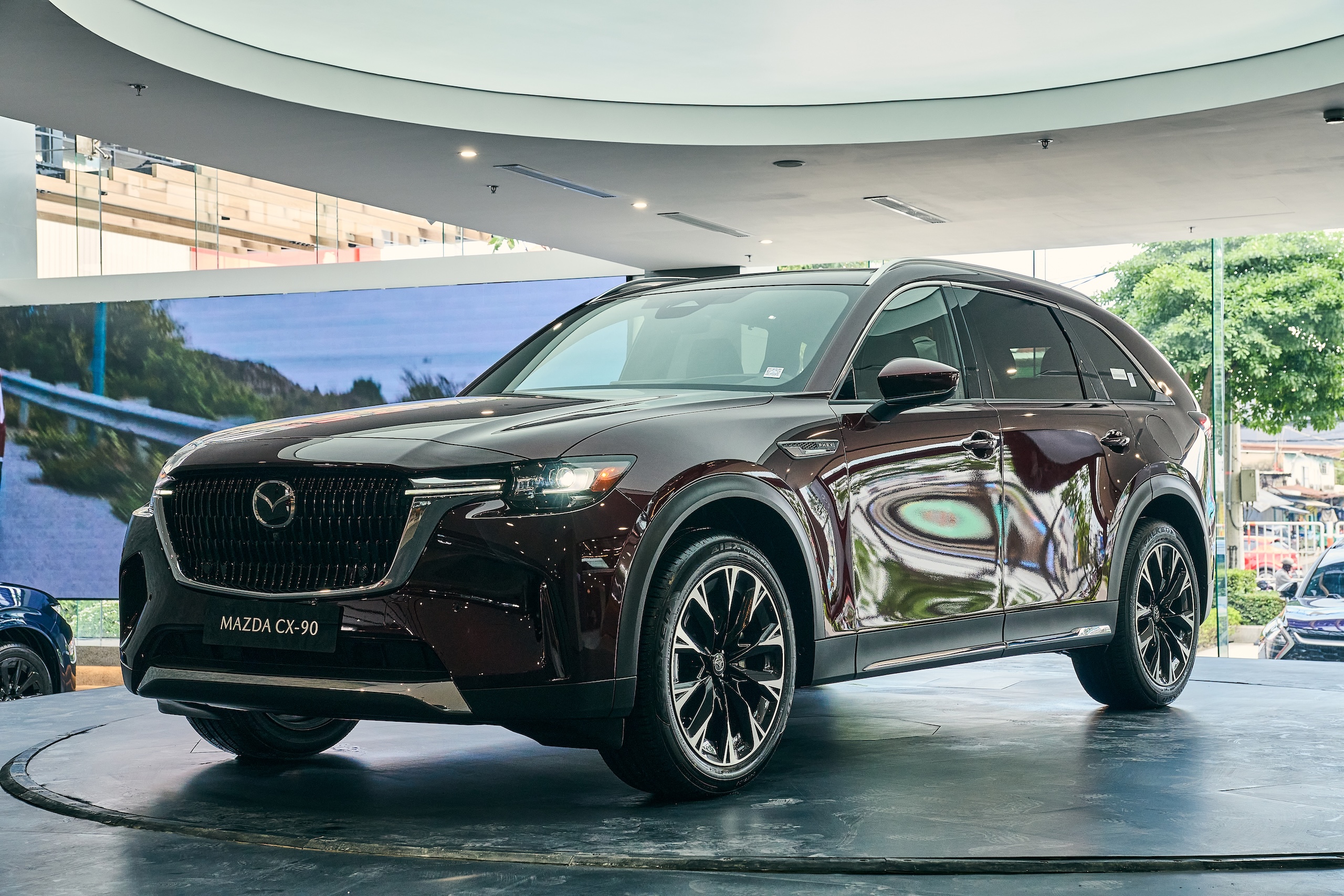 SUV 'xịn' nhất của Mazda về Việt Nam năm 2026 có gì đặc biệt? - Ảnh 1.
