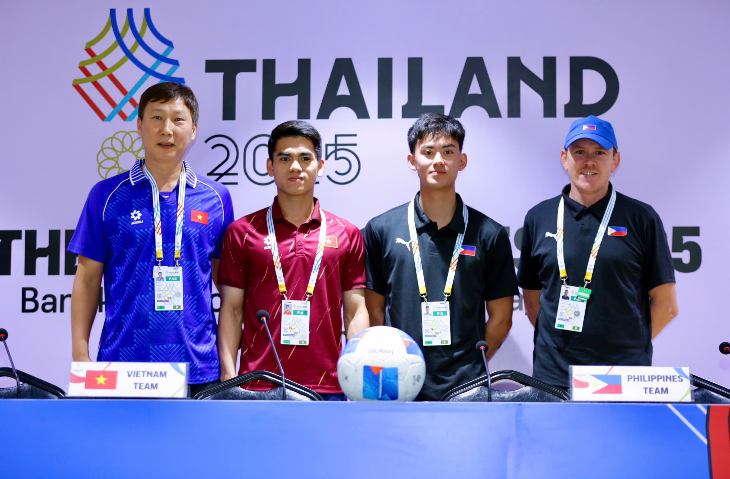 HLV Kim kích hoạt chế độ tập trung, U.23 Việt Nam đã sẵn sàng cho thử thách - Ảnh 3.