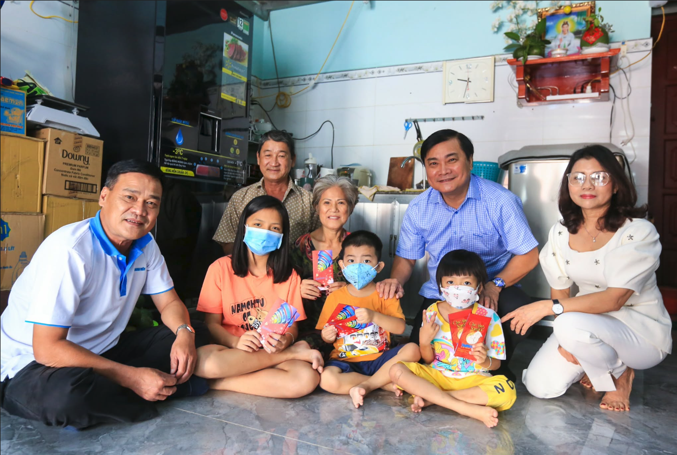 Những ngày đầu 'Cùng con đi tiếp cuộc đời' - Ảnh 2.