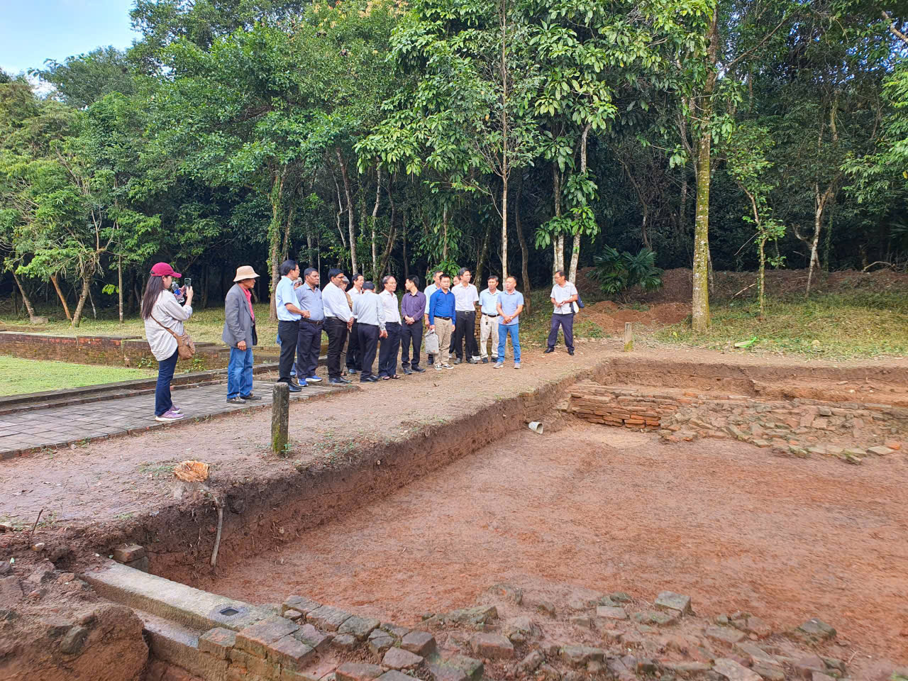 Cận cảnh 'con đường thiêng' ở thánh địa Mỹ Sơn- Ảnh 12. Cận cảnh 'con đường thiêng' ở thánh địa Mỹ Sơn- Ảnh 12.