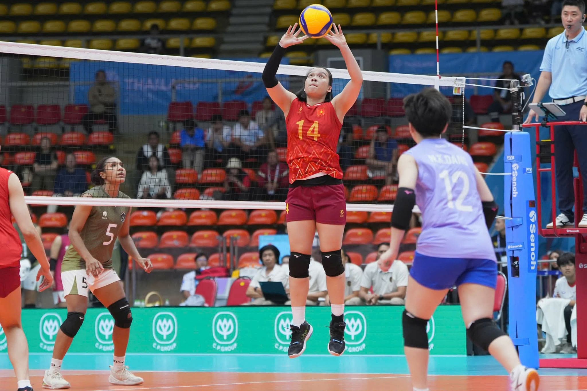 Chung kết bóng chuyền nữ chiều nay: Cực gay cấn, hồi hộp chờ Việt Nam đánh bại Thái Lan - Ảnh 2.