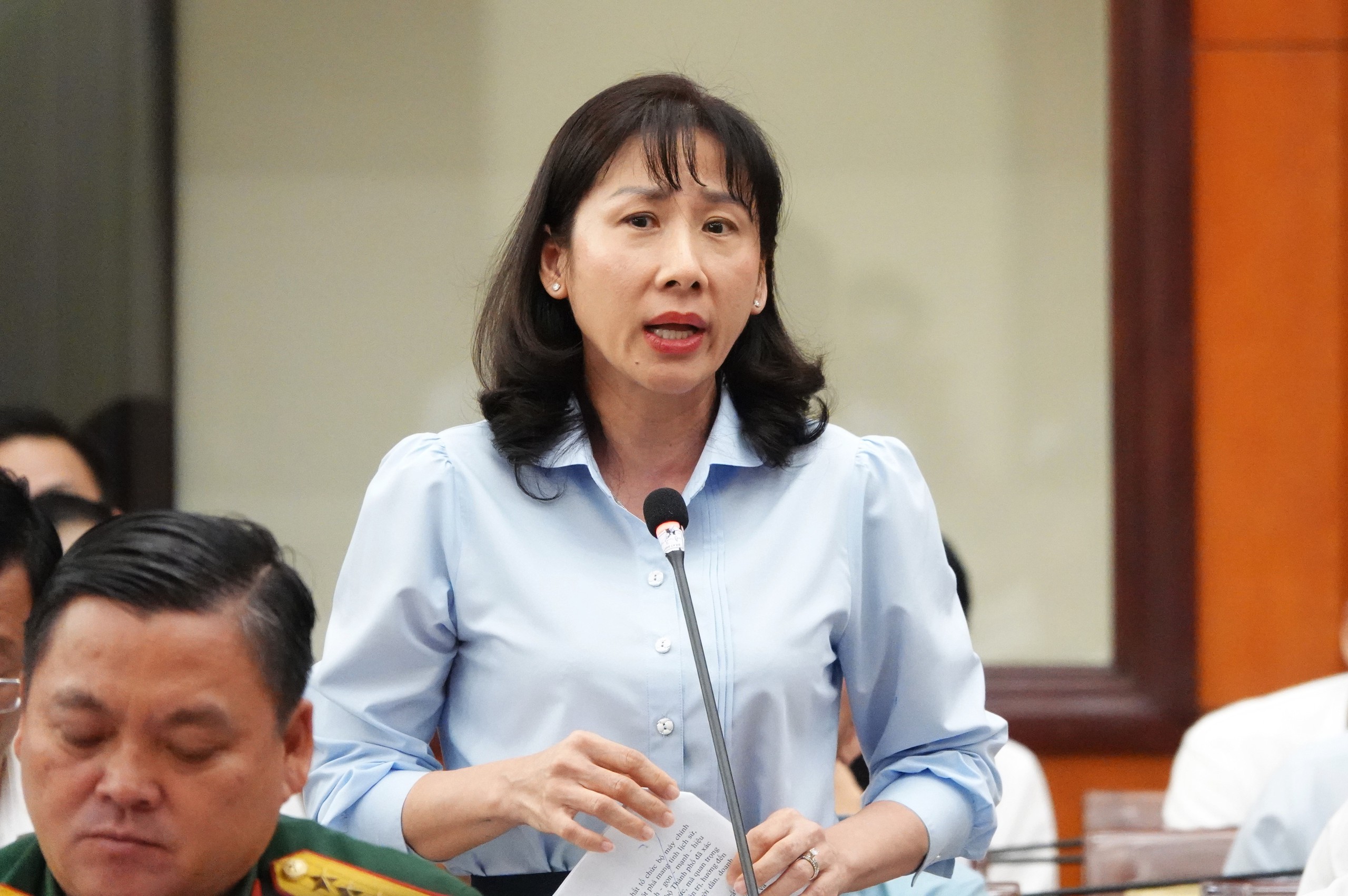 Bí thư Trần Lưu Quang: Không vội vàng bố trí lại công chức phường, xã- Ảnh 3.