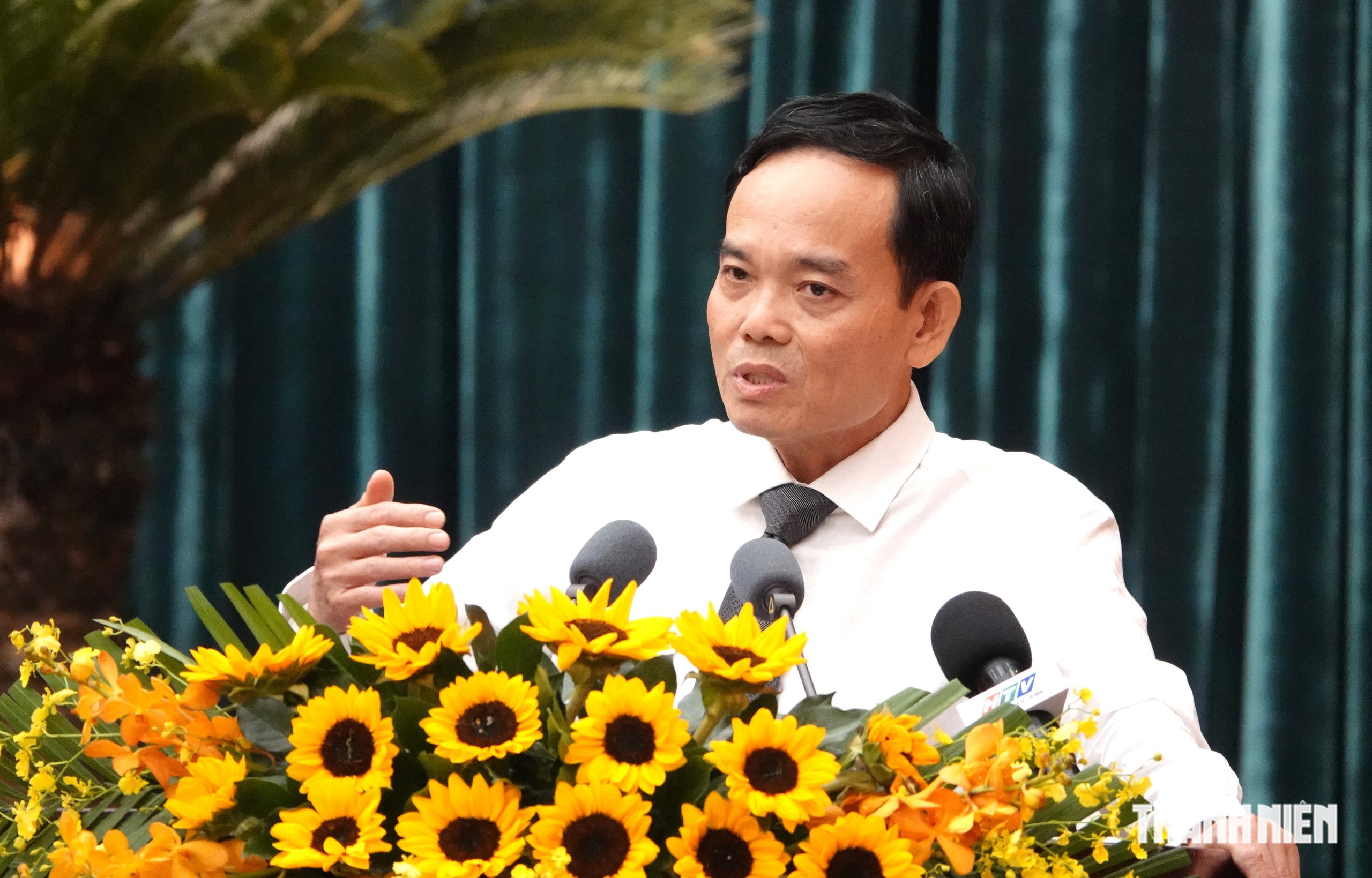 Bí thư Trần Lưu Quang: Không vội vàng bố trí lại công chức phường, xã- Ảnh 1.