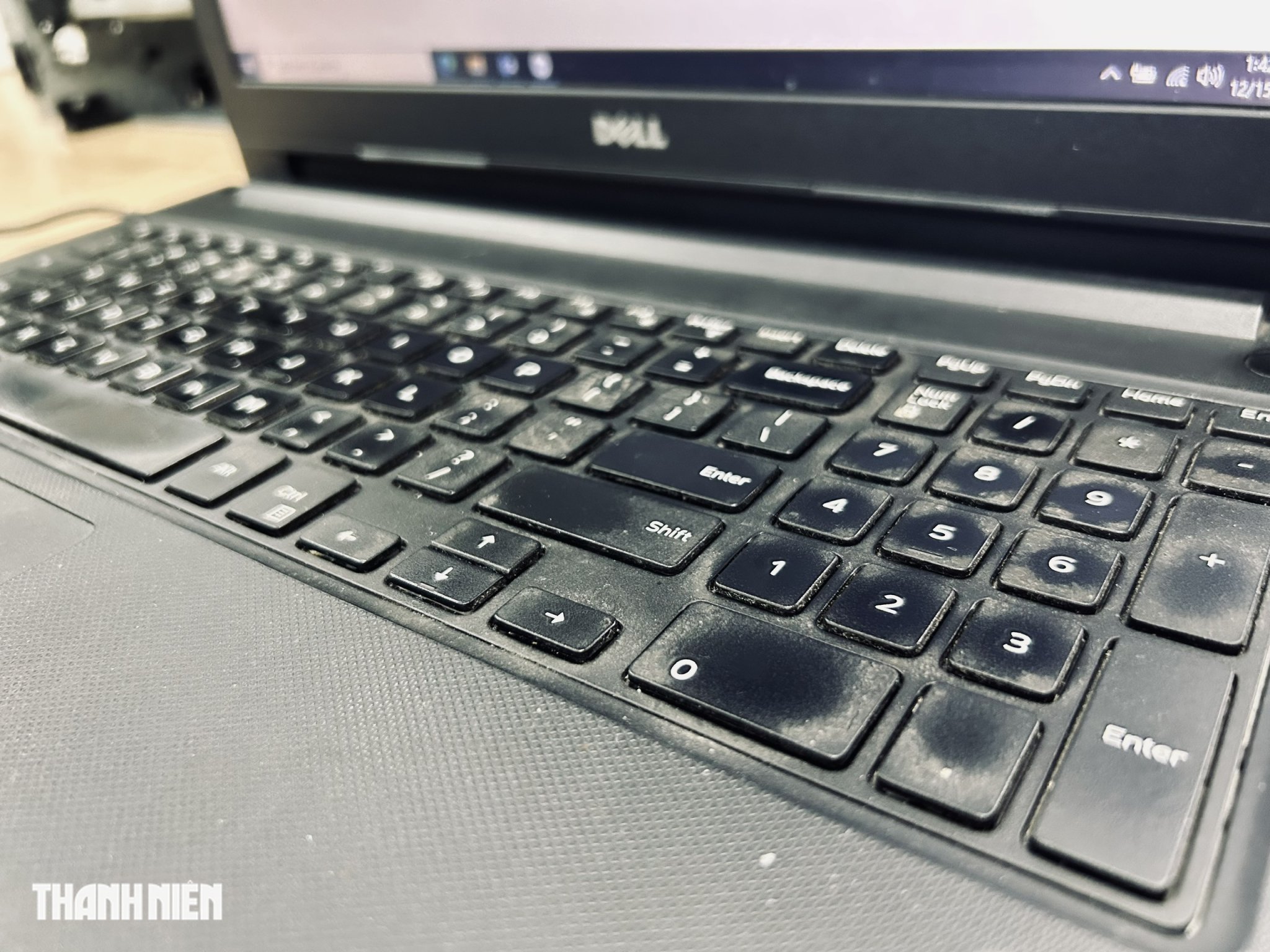 Bí quyết vệ sinh bàn phím laptop an toàn từ A-Z - Ảnh 1. Bí quyết vệ sinh bàn phím laptop an toàn từ A-Z - Ảnh 1.