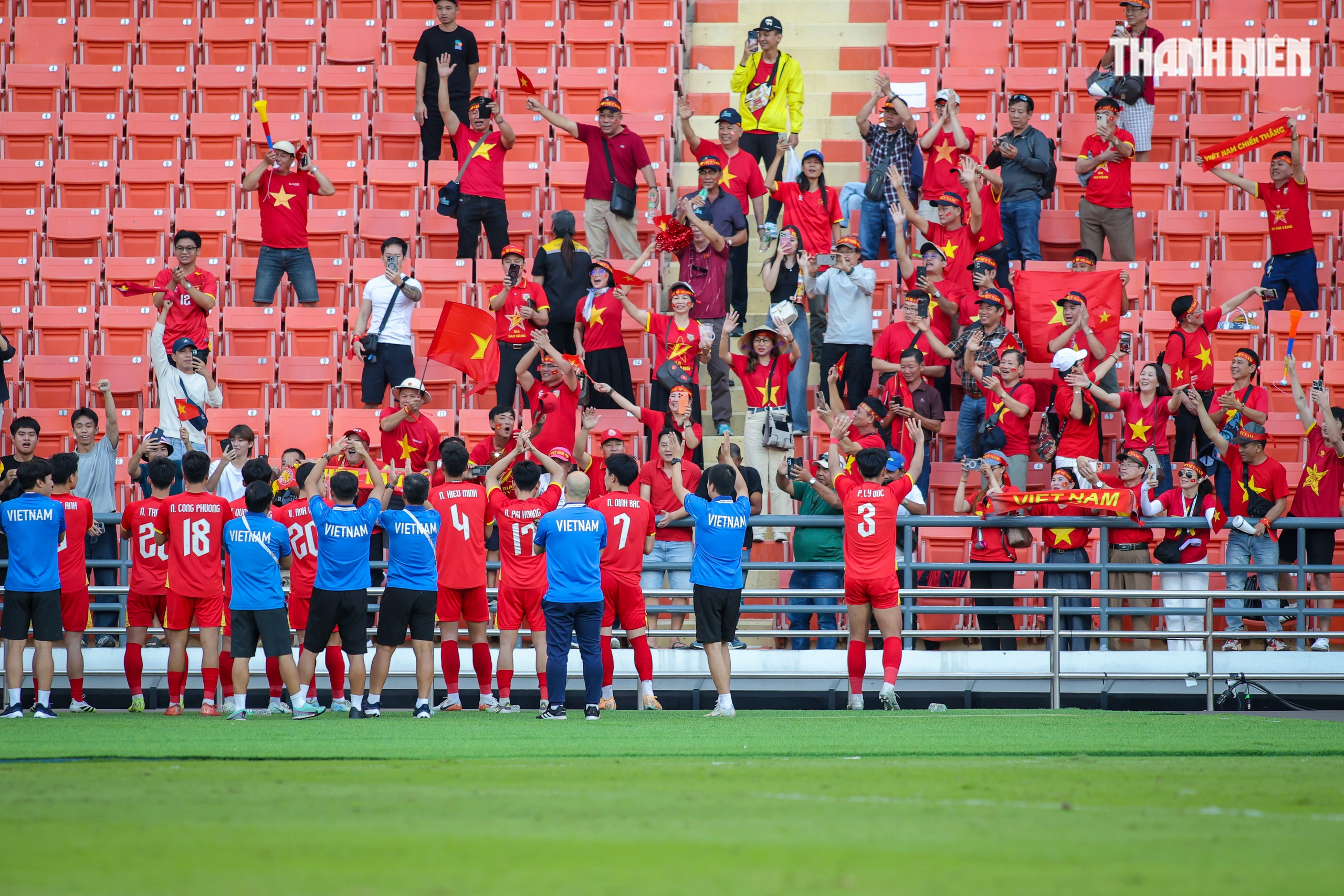 Ph&uacute;t 89 b&ugrave;ng nổ, U.23 Việt Nam hi&ecirc;n ngang v&agrave;o chung kết SEA Games 33- Ảnh 21.