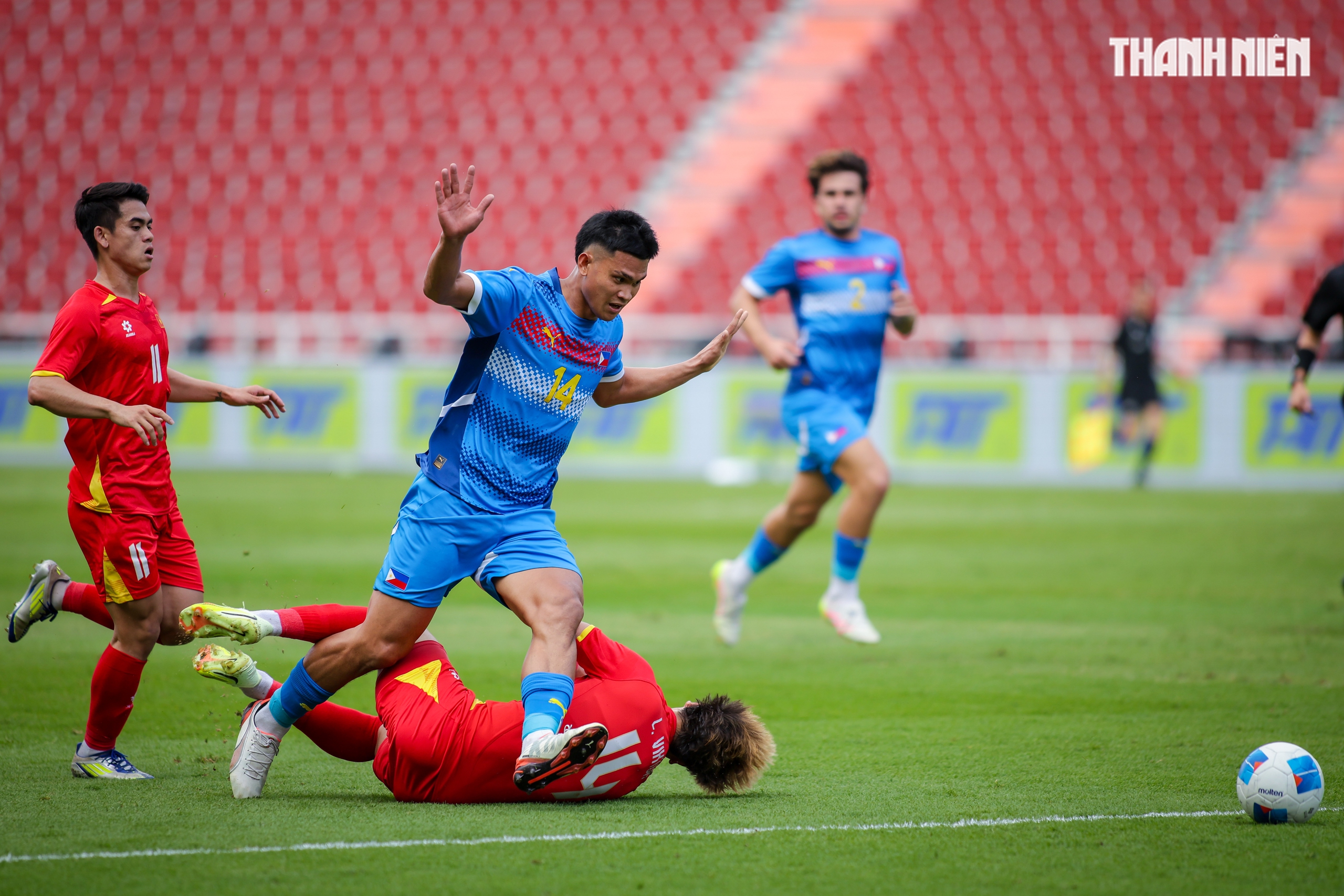 Ph&uacute;t 89 b&ugrave;ng nổ, U.23 Việt Nam hi&ecirc;n ngang v&agrave;o chung kết SEA Games 33- Ảnh 10.