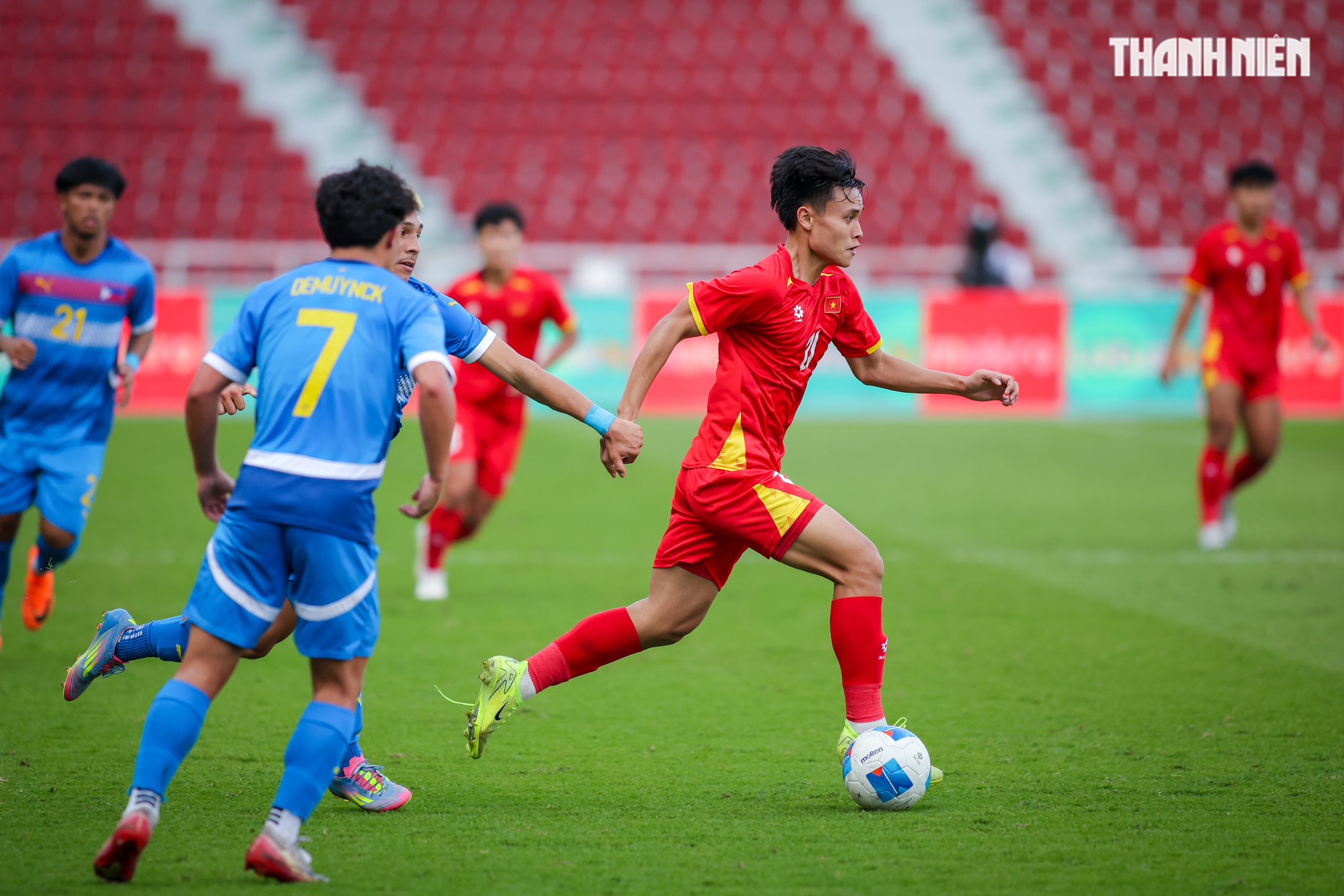 Ph&uacute;t 89 b&ugrave;ng nổ, U.23 Việt Nam hi&ecirc;n ngang v&agrave;o chung kết SEA Games 33- Ảnh 9.