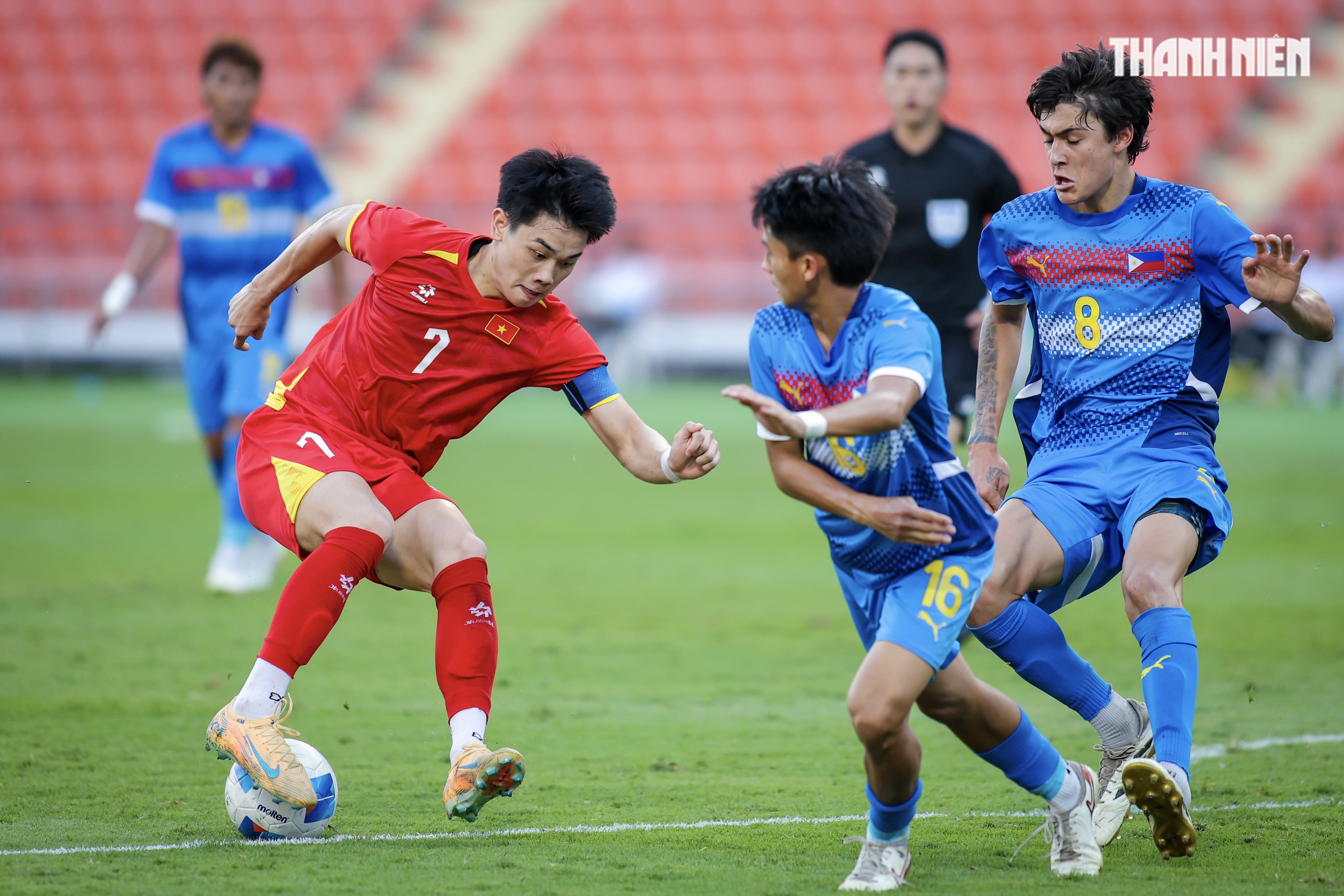 Ph&uacute;t 89 b&ugrave;ng nổ, U.23 Việt Nam hi&ecirc;n ngang v&agrave;o chung kết SEA Games 33- Ảnh 2.